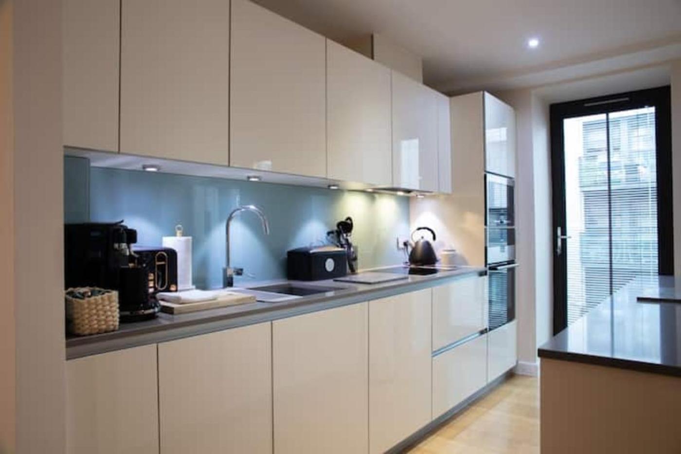 Westminster 1 Bed With Terrace * London
