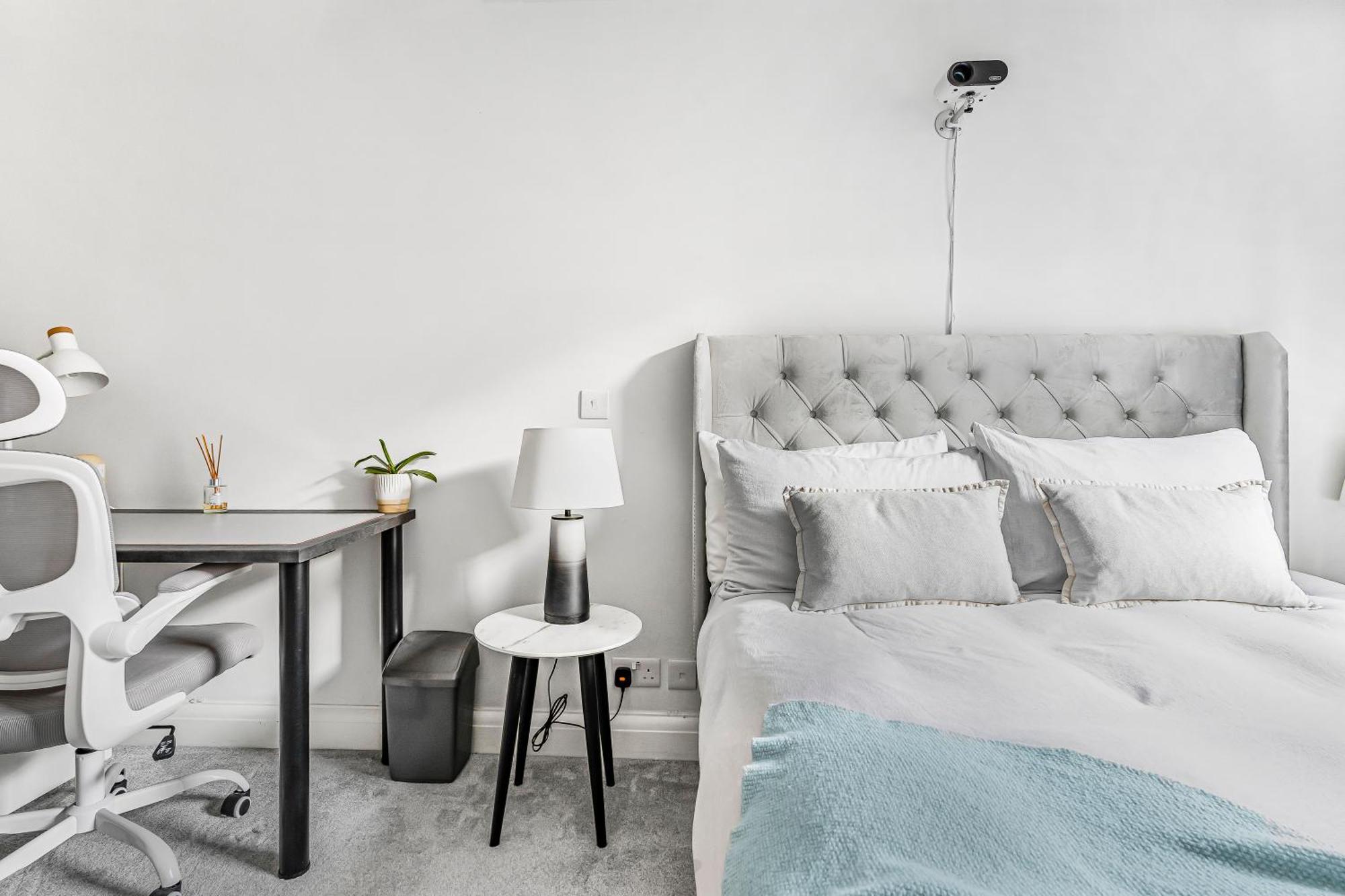 4 Bedroom House With Gym - Behind V&a Museum Hébergement de vacances
