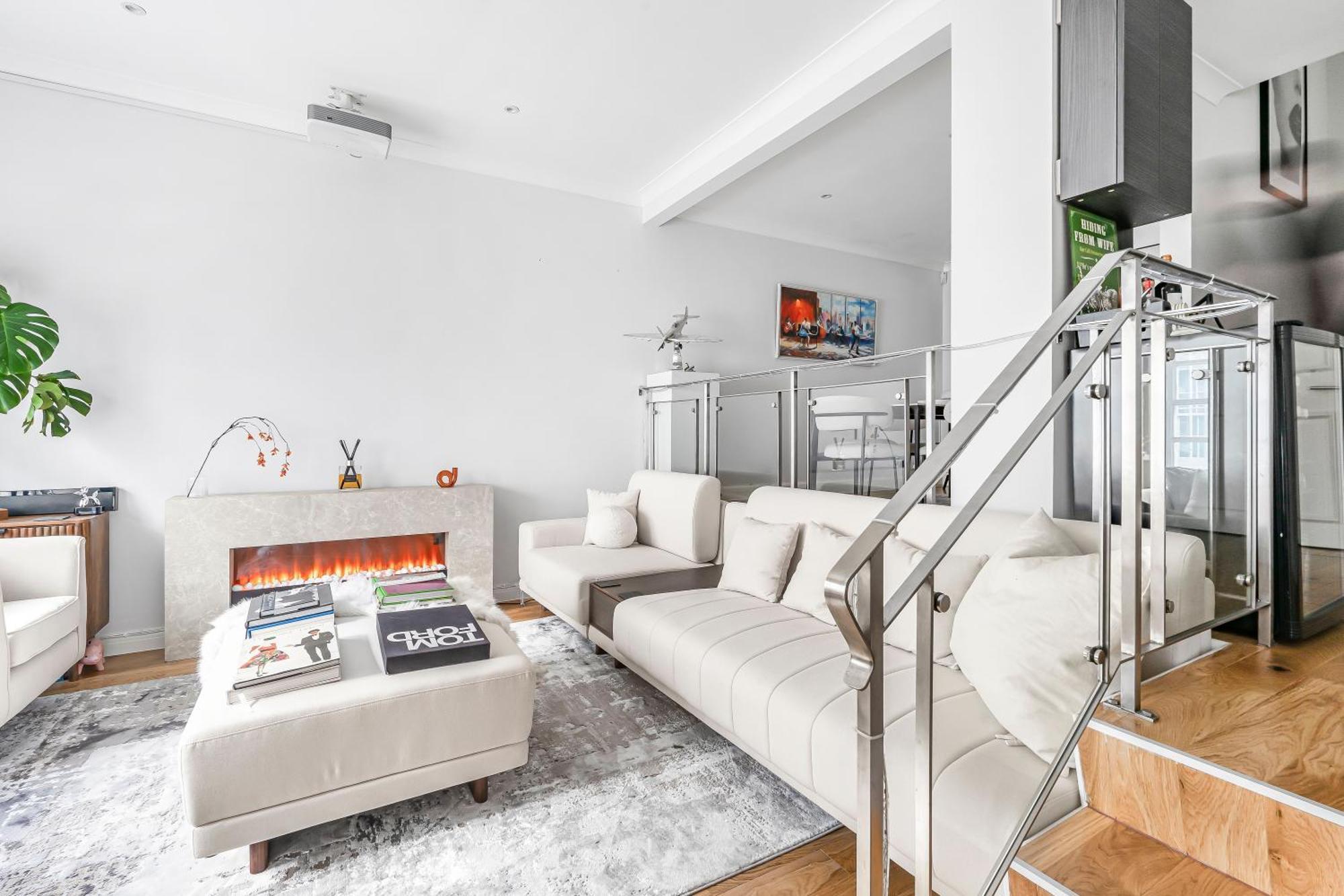 Hébergement de vacances 4 Bedroom House With Gym - Behind V&a Museum *