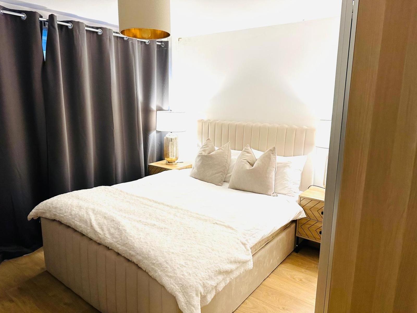 Westferry Deluxe Penthouse Appartement *