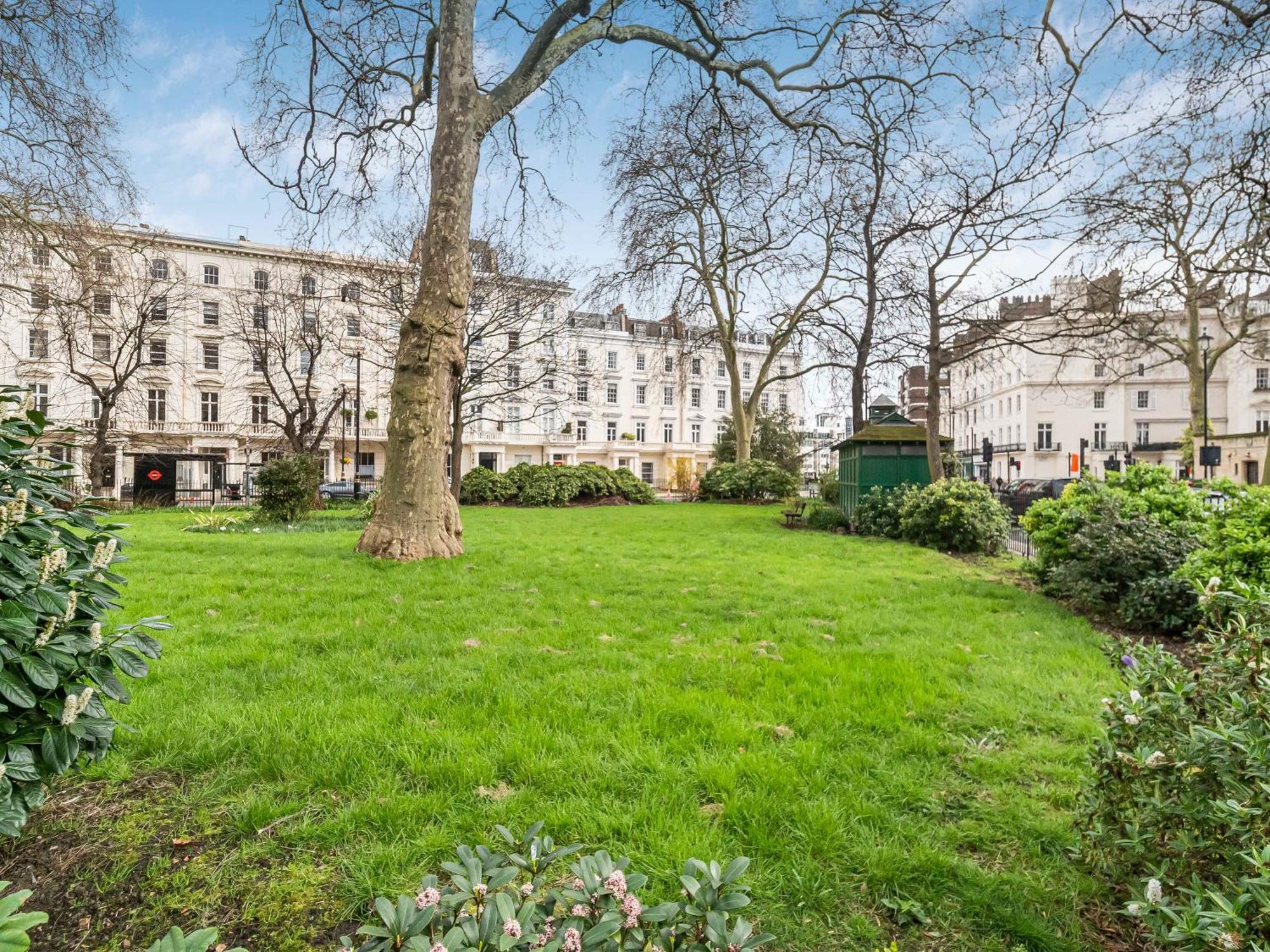Chic & Cosy Flat With Terrace, 5-min Walk To Pimlico Tube, Pet-friendly Apartamento