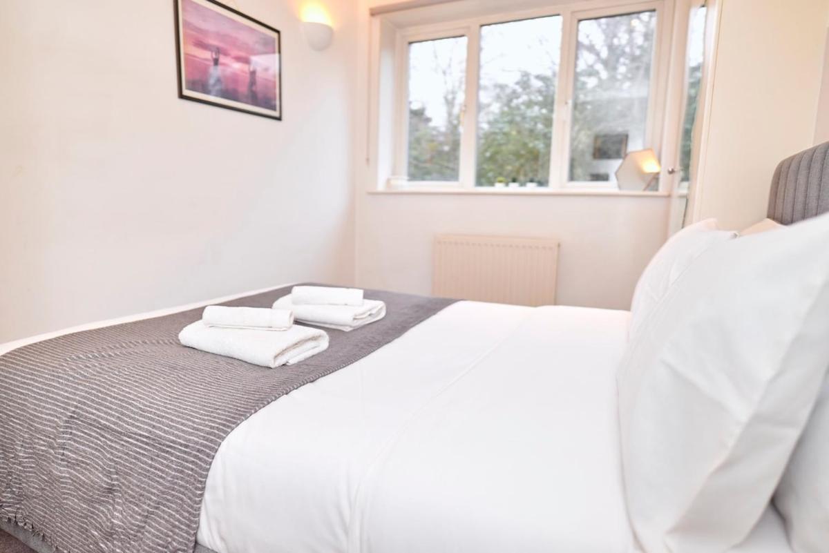 3 Bed With Parking In Maida Vale Appartement