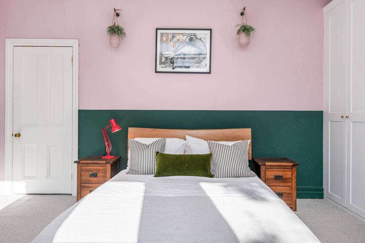 4 Bedroom Newly Renovated Сasa de vacaciones