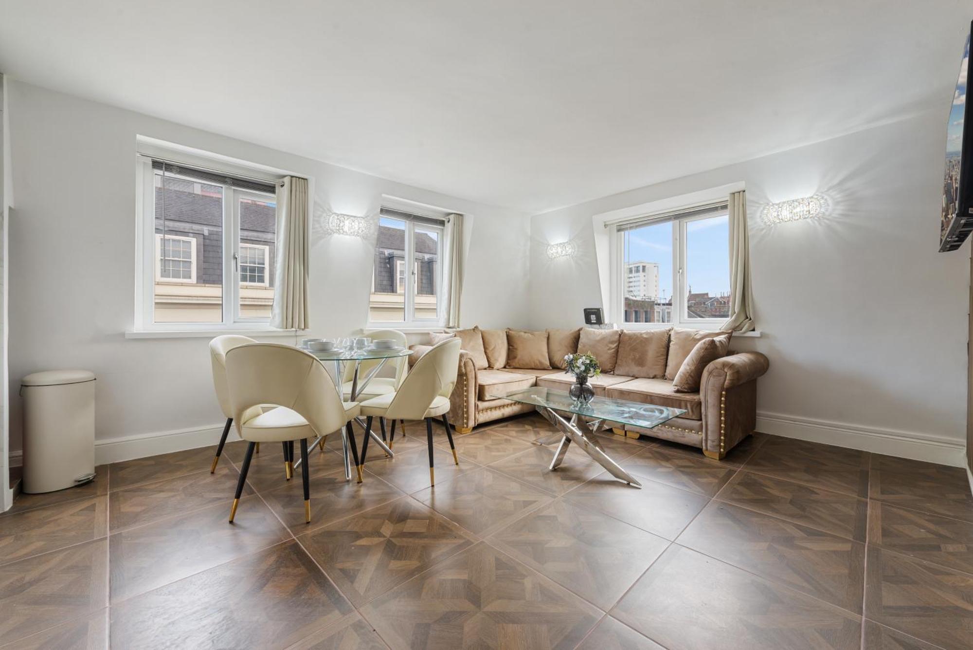 Stylish In The Heart Of Soho Your West End Escape! Gsg * London