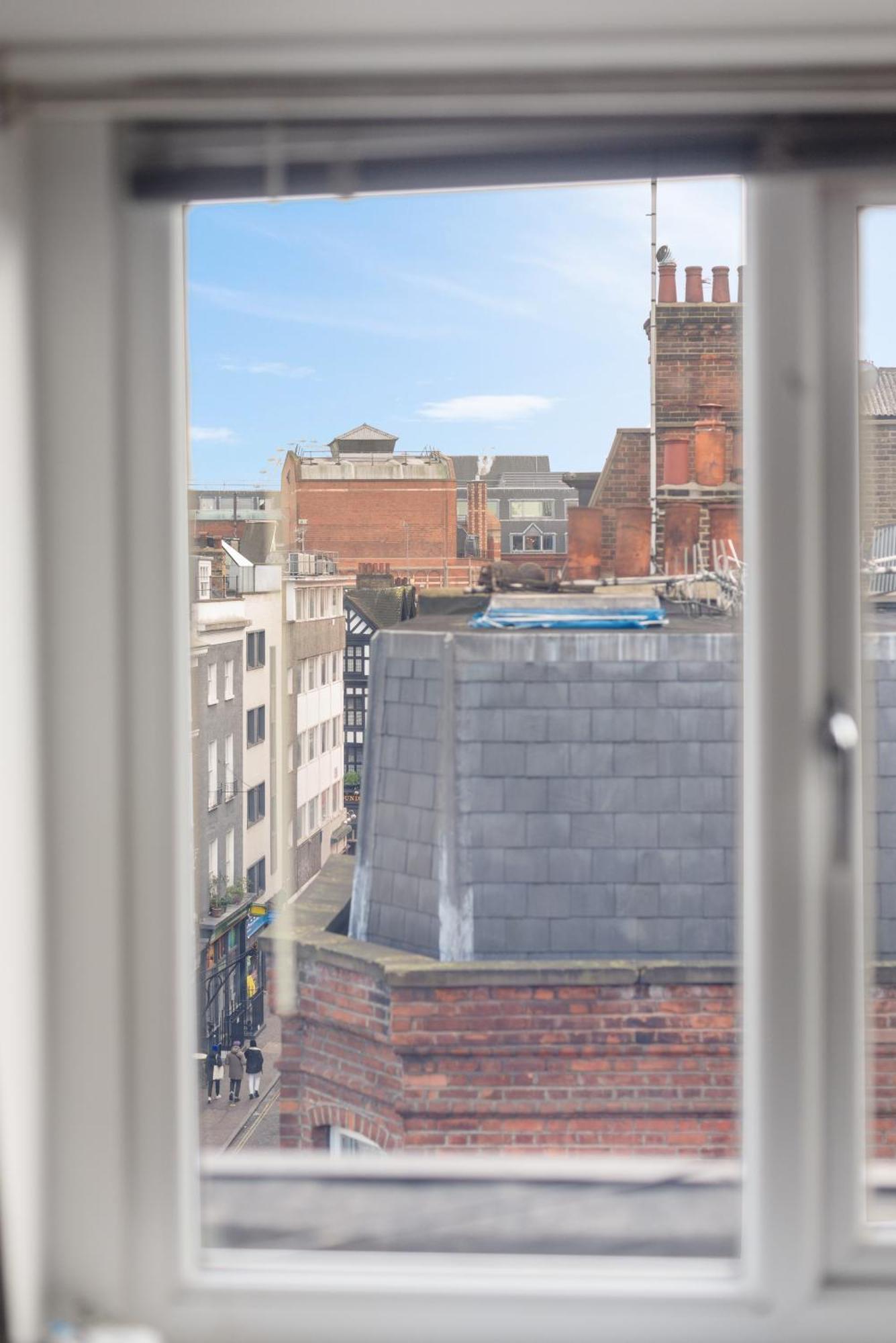 Stylish In The Heart Of Soho Your West End Escape! Gsg