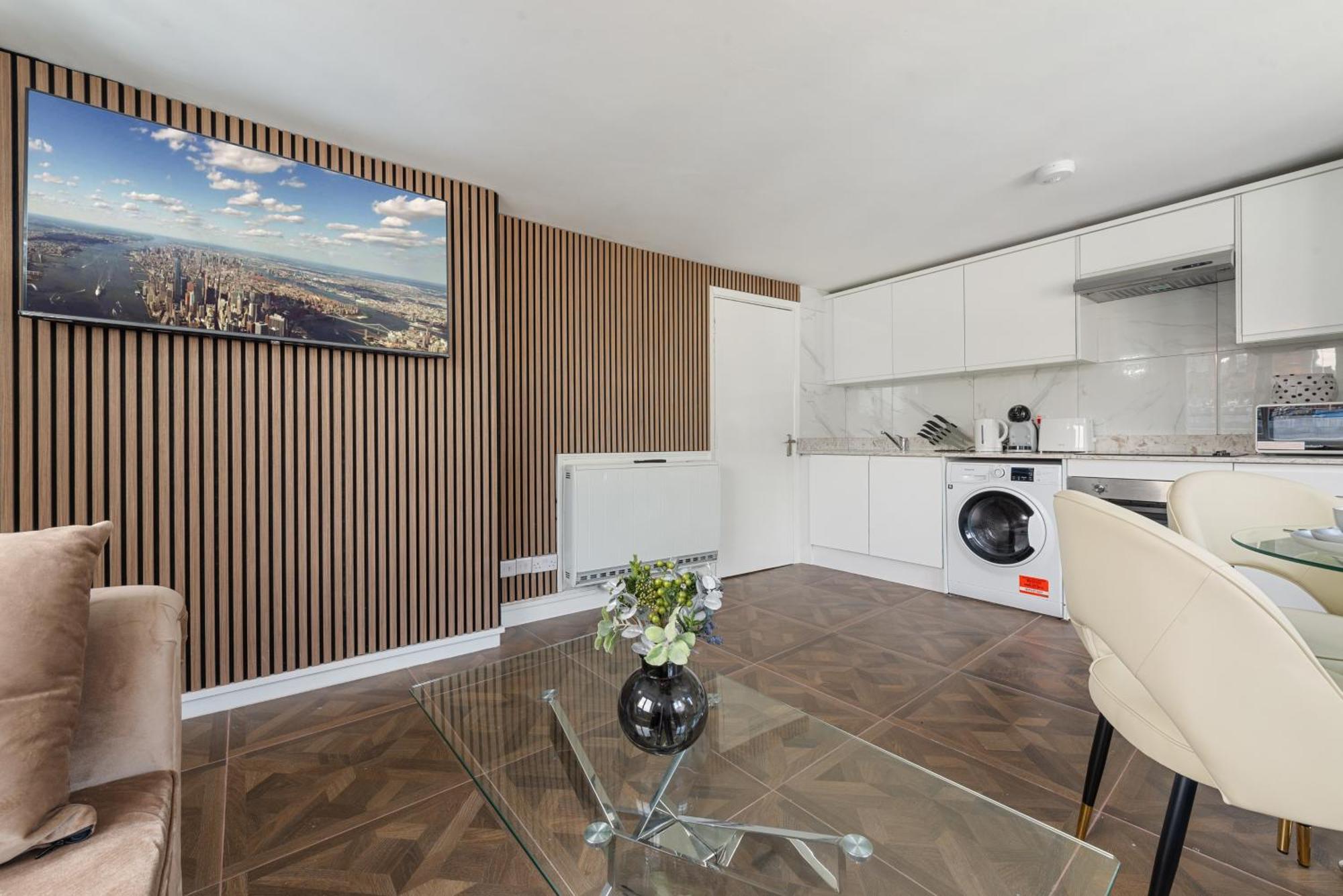 Stylish In The Heart Of Soho Your West End Escape! Gsg Apartment