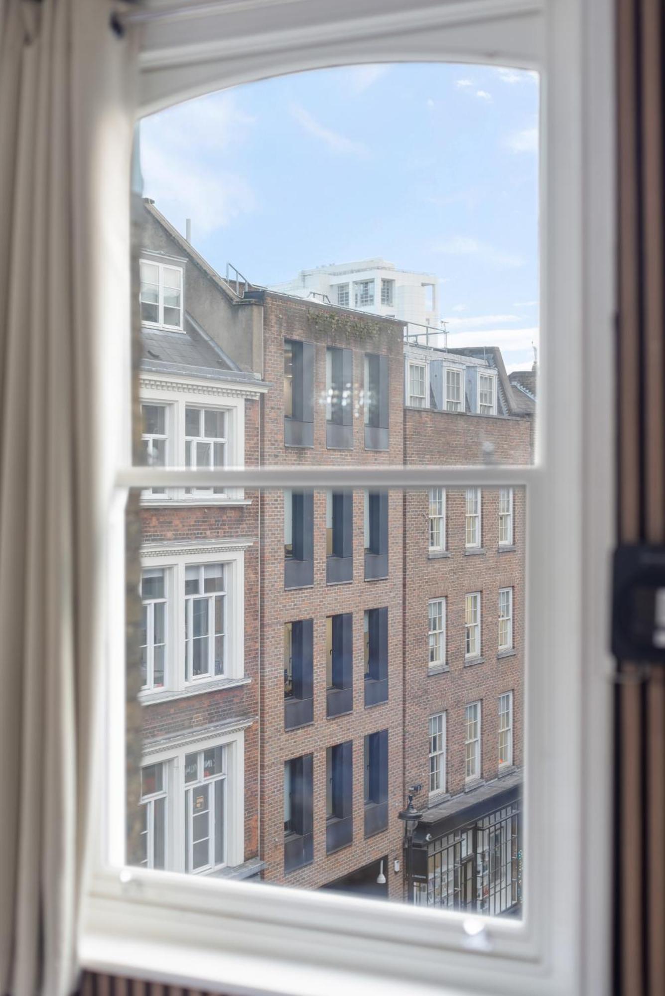 Stylish In The Heart Of Soho Your West End Escape! Gsg Apartment
