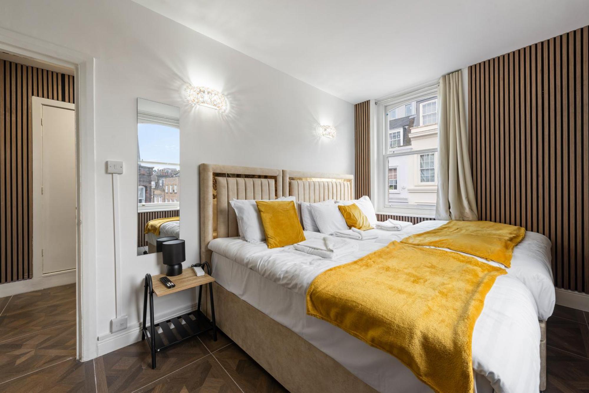 Stylish In The Heart Of Soho Your West End Escape! Gsg Apartment