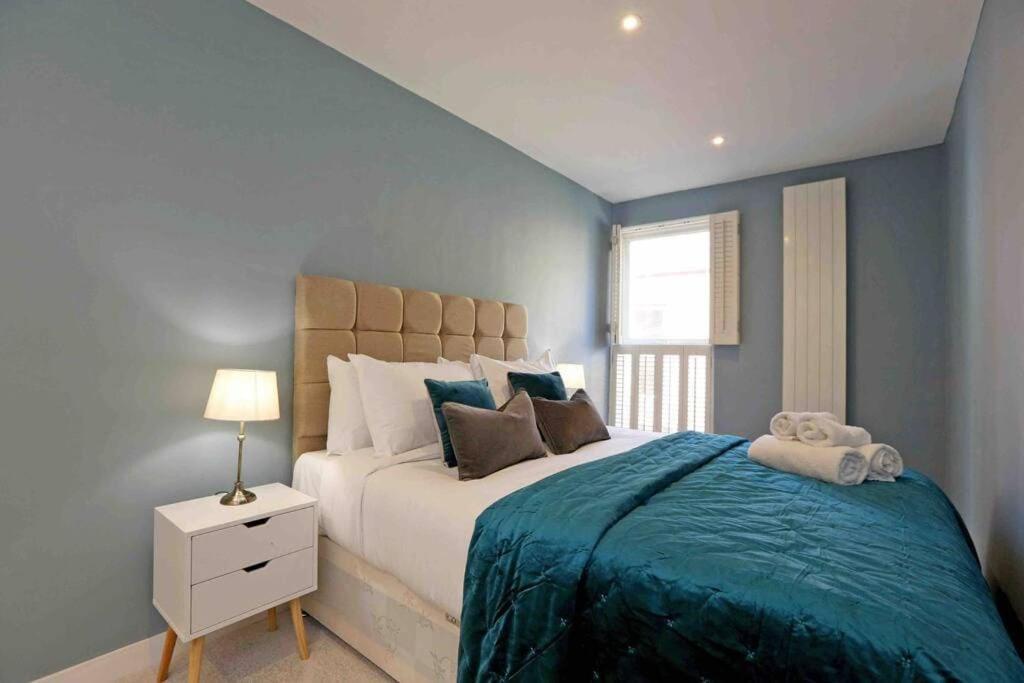 3bed Townhouse Earls Court Old Manor Casa de Férias Londres