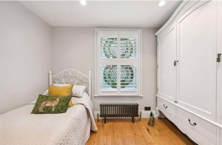 Garden House In Chelsea *