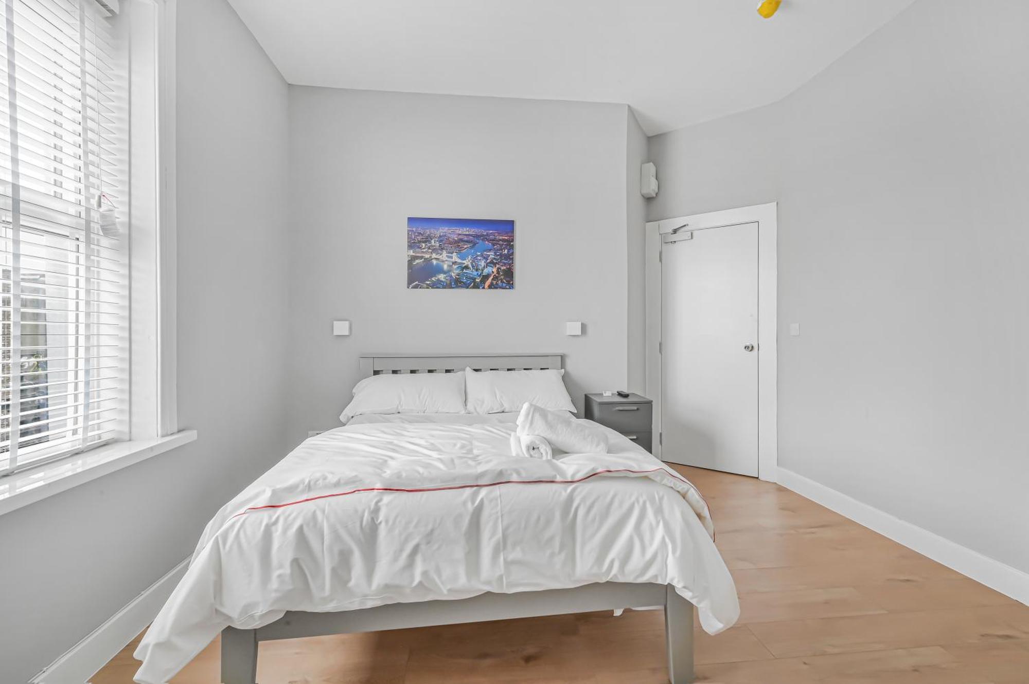 Auberge de jeunesse 169 *