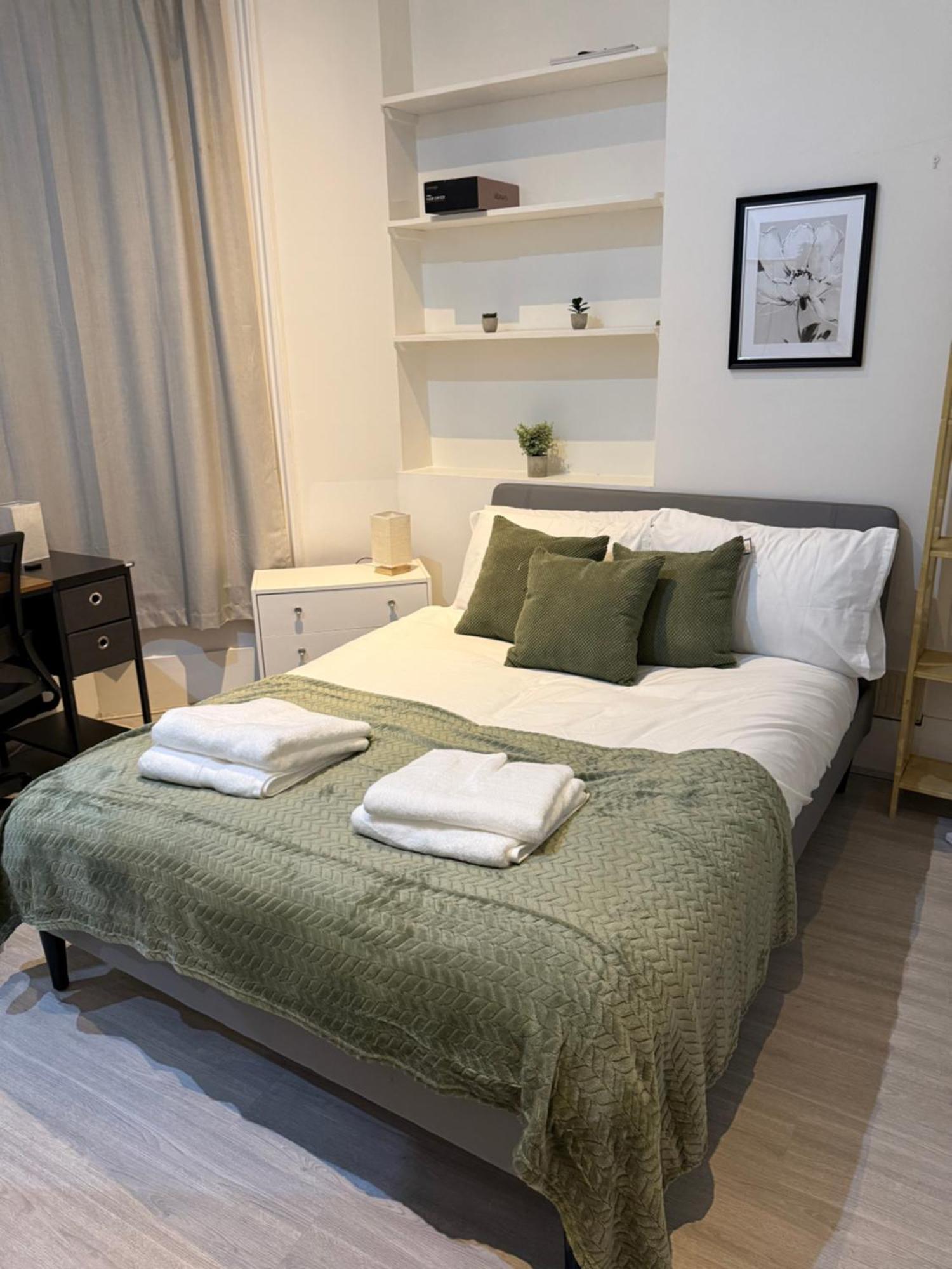 Appartement Urban Hideaway, Private Garden, 2 Mins To Station