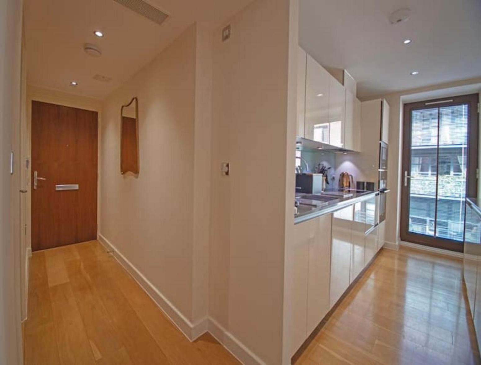 Westminster Two Bed One Bath Sleeps 5 * Londres