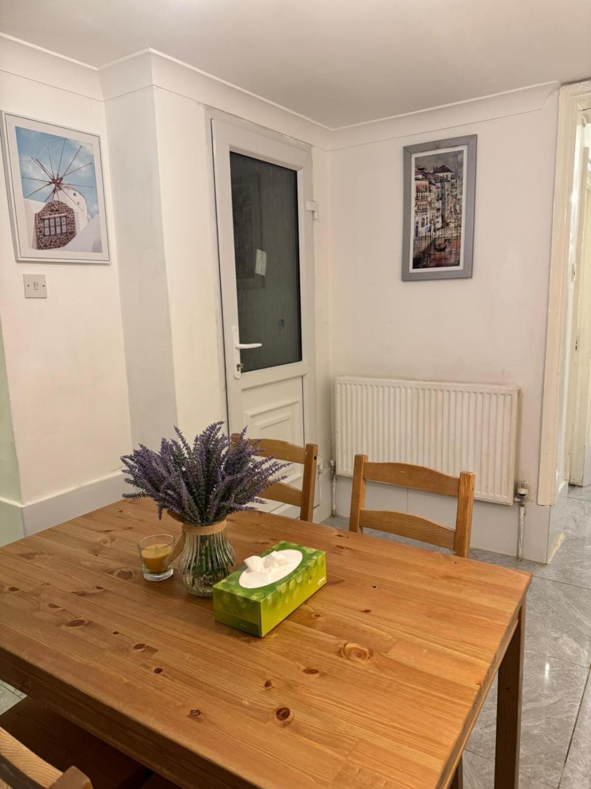 Cozy 2-bedroom Retreat In Kilburn Sf8 Apartamento