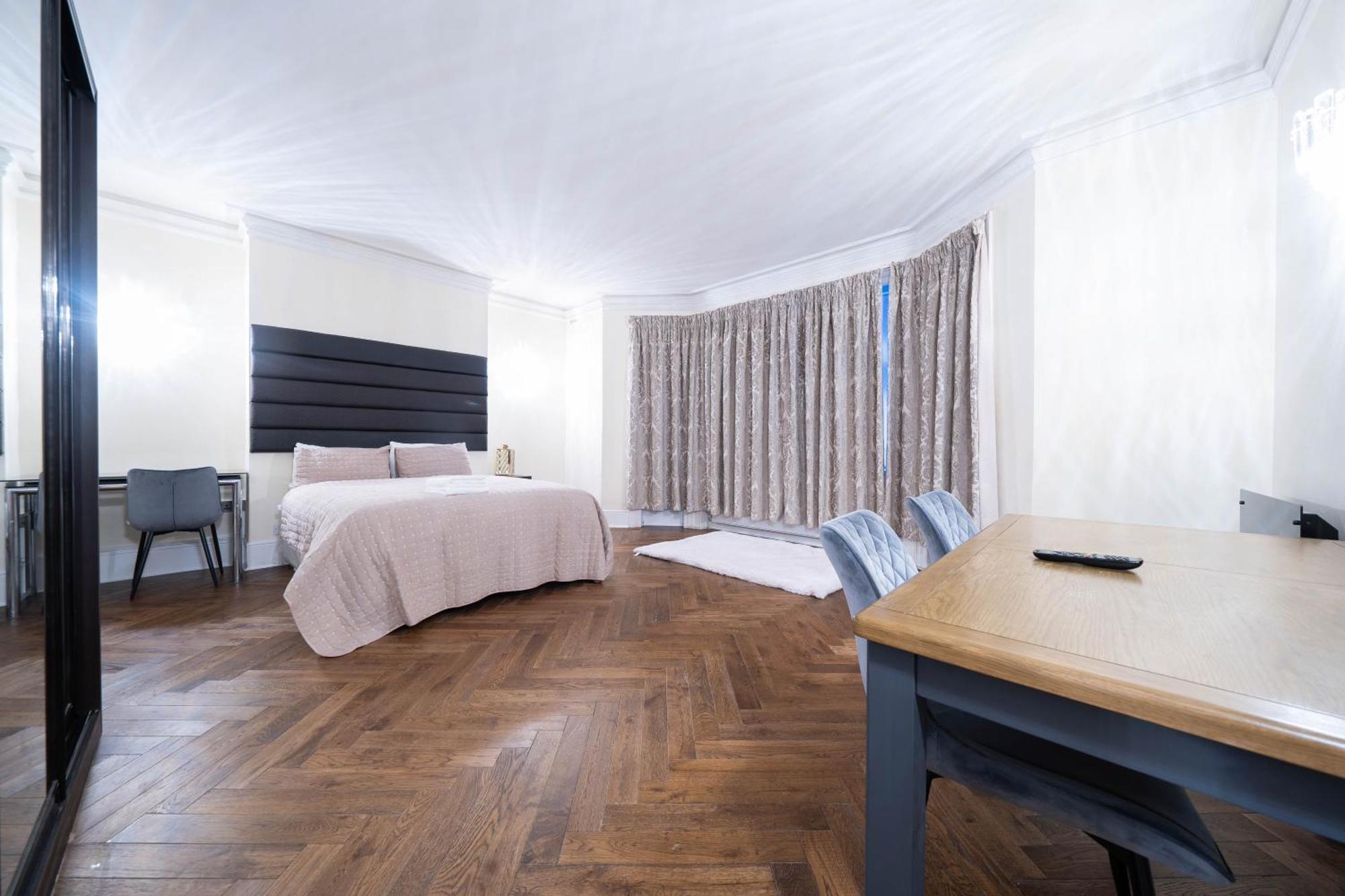 Hyde Park Serviced Apartamento