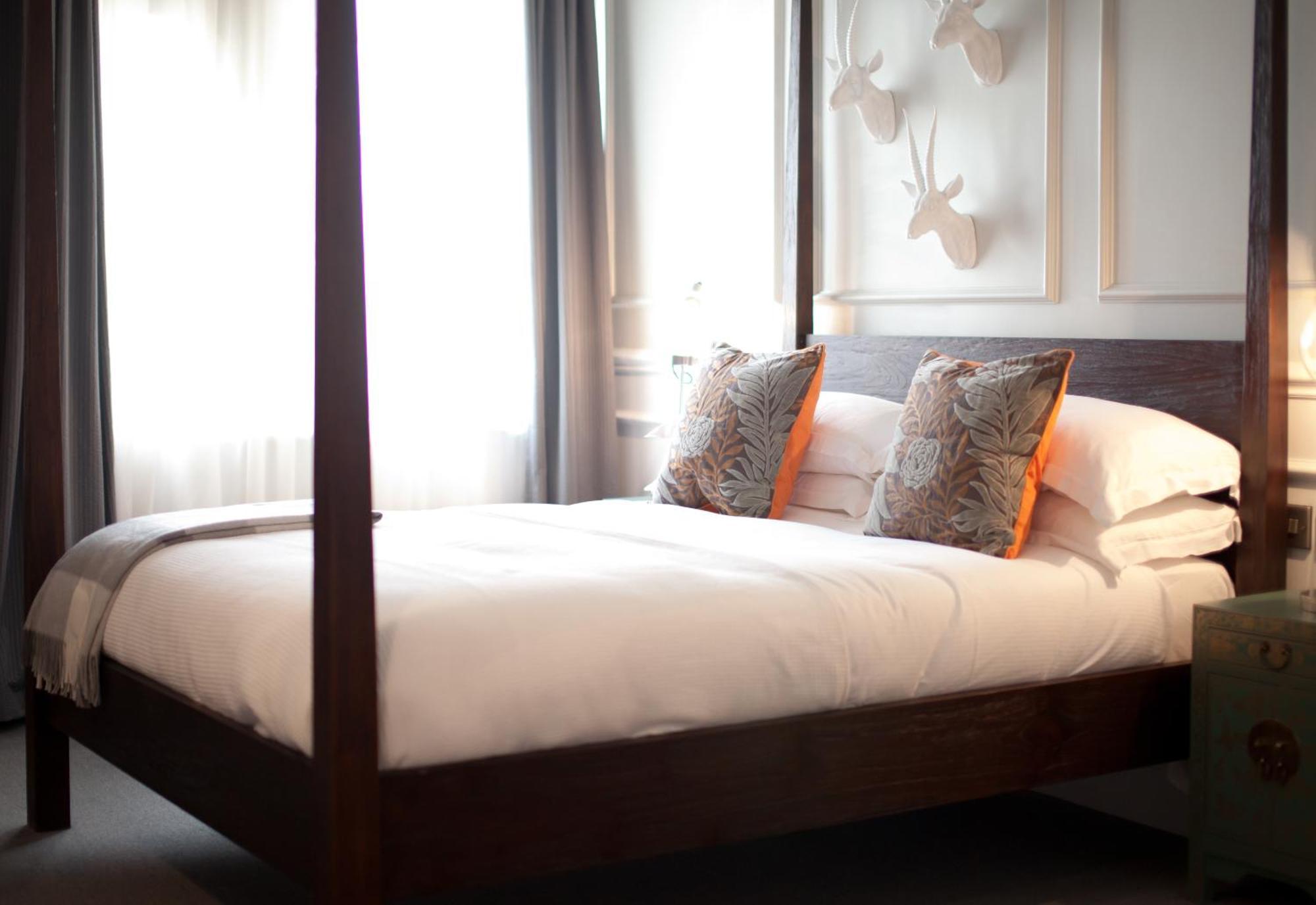 The Warrington 4*
