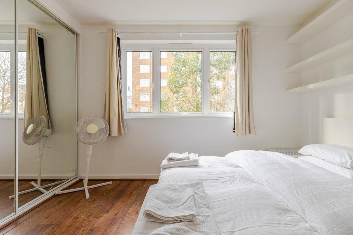 Apartment Charming 2-bed Garden Flat London