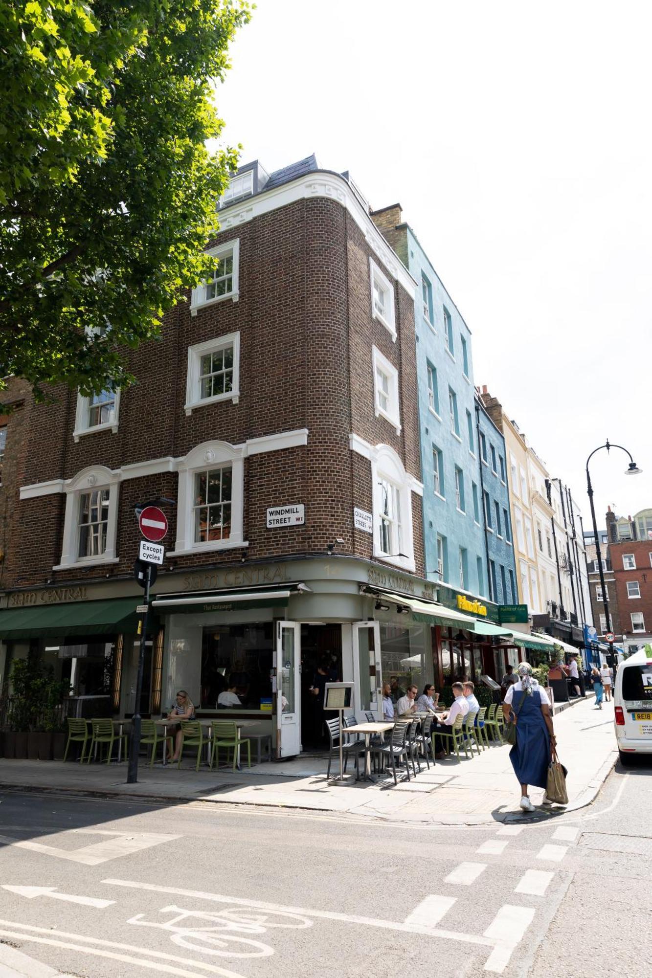 Modern, Stylish Newly Refurbished 2nd Floor In Fitzrovia * Londres