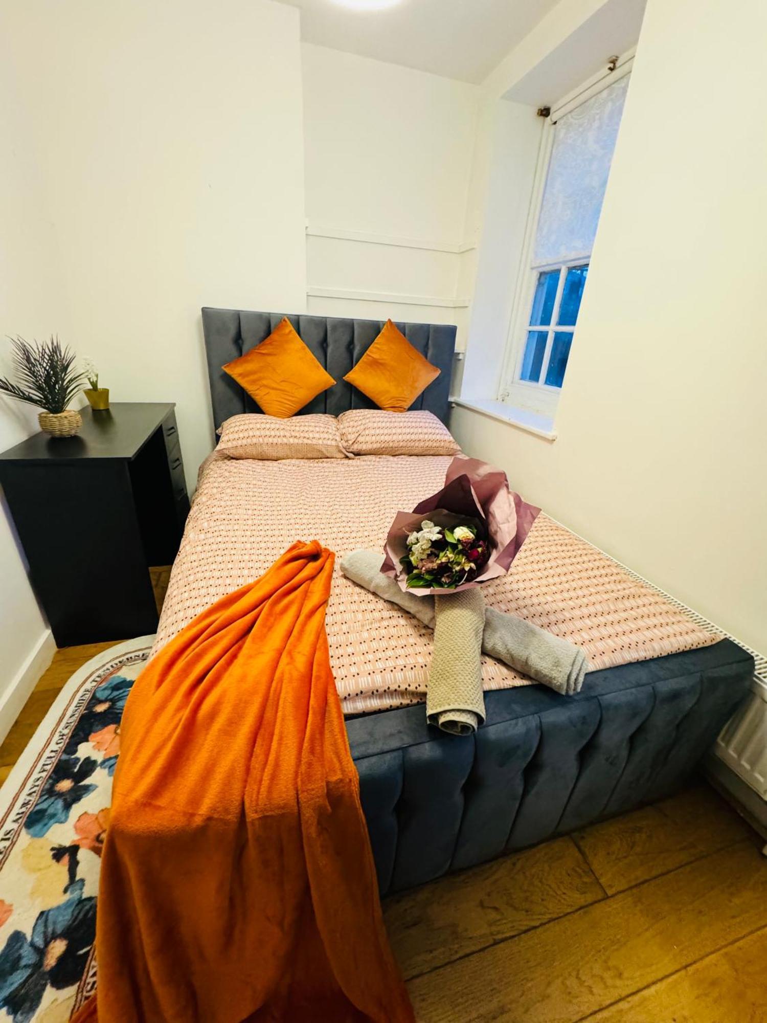 Cozy Family-friendly 2 Bedroom Flat In Kingscross, St Pancras! Apartamento