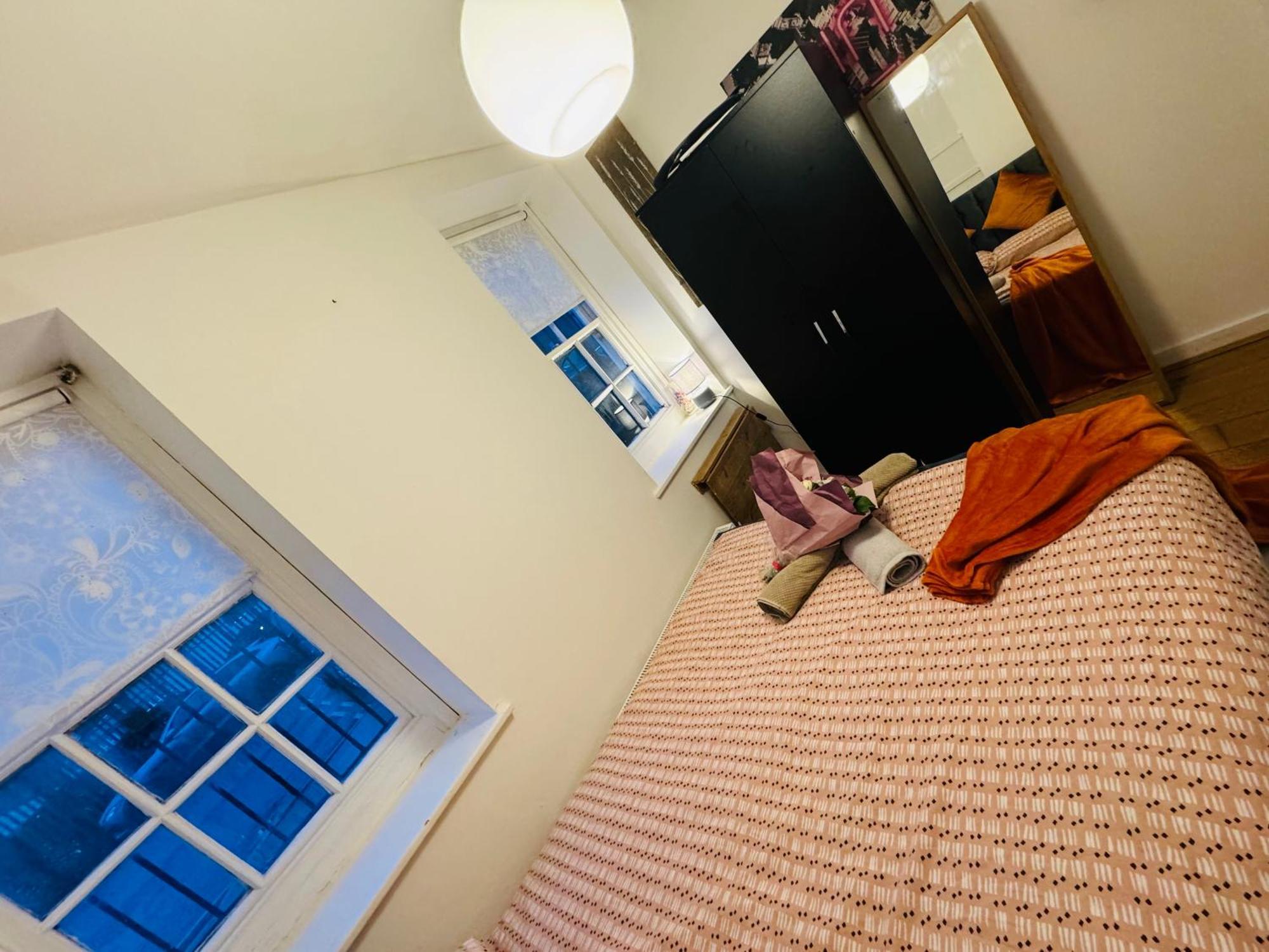 Cozy Family-friendly 2 Bedroom Flat In Kingscross, St Pancras! Apartamento