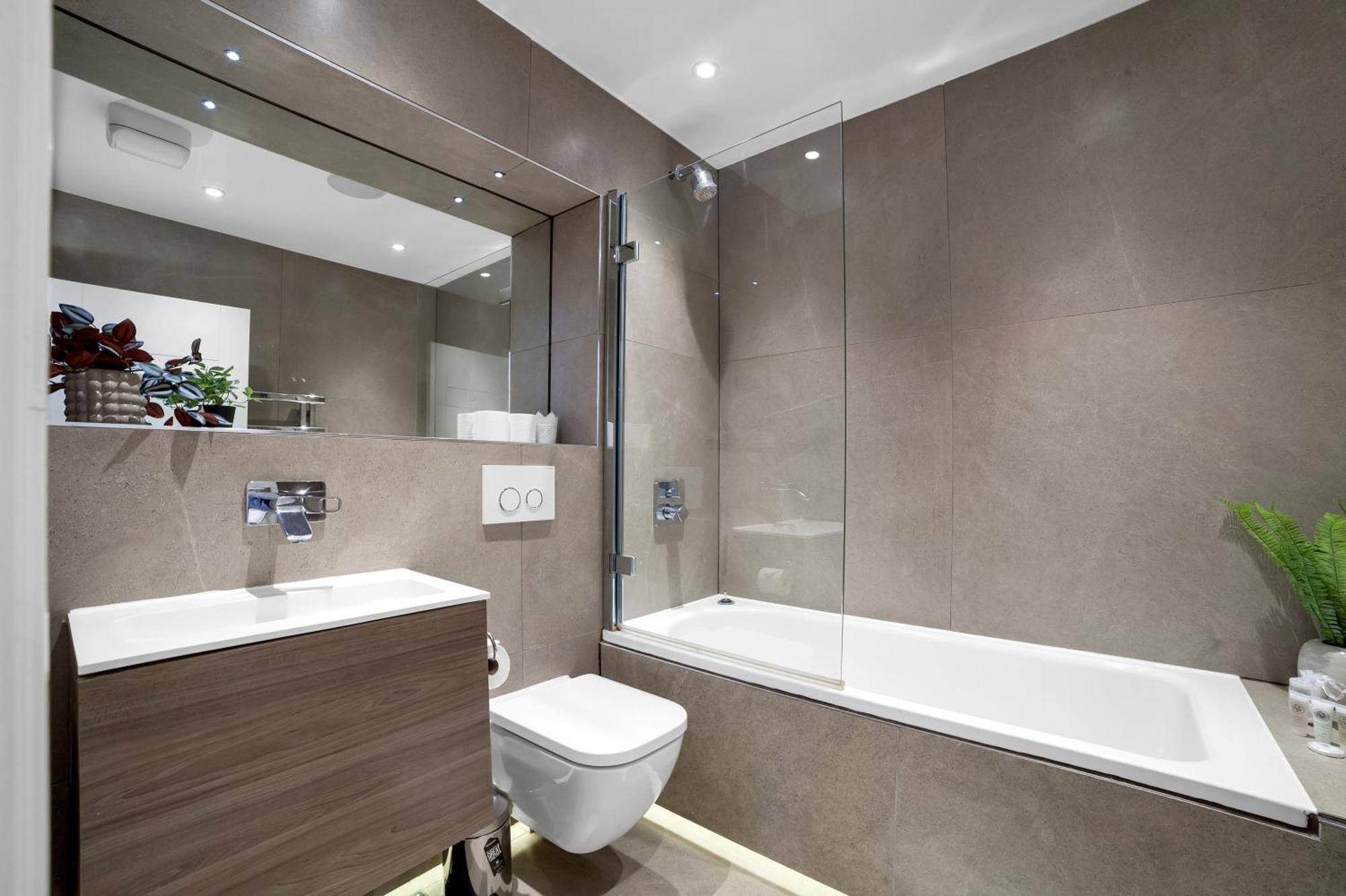 Cleveland Street 2 Bedrooms