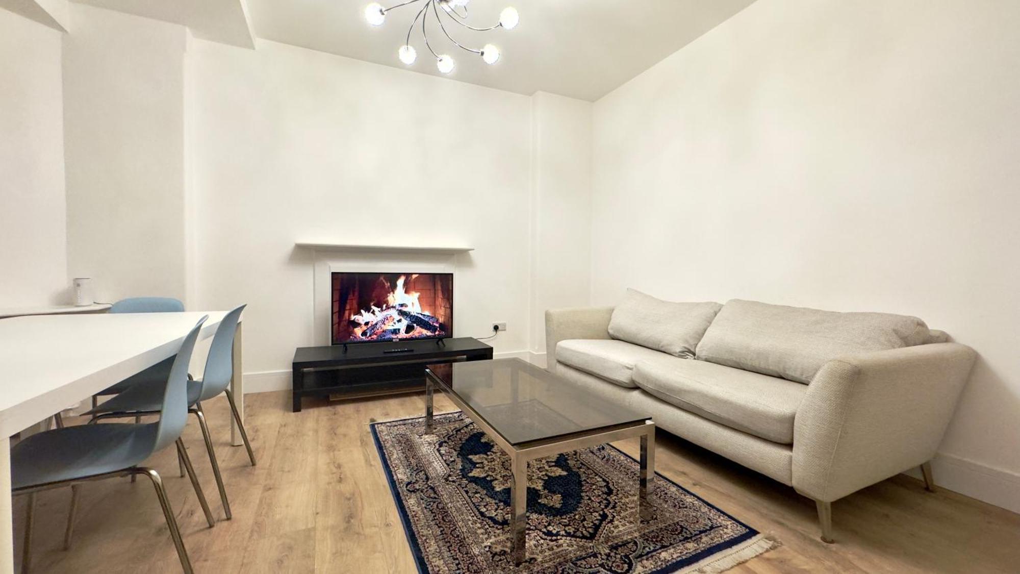 Superb 4 Bedroom Hyde Park * Londres