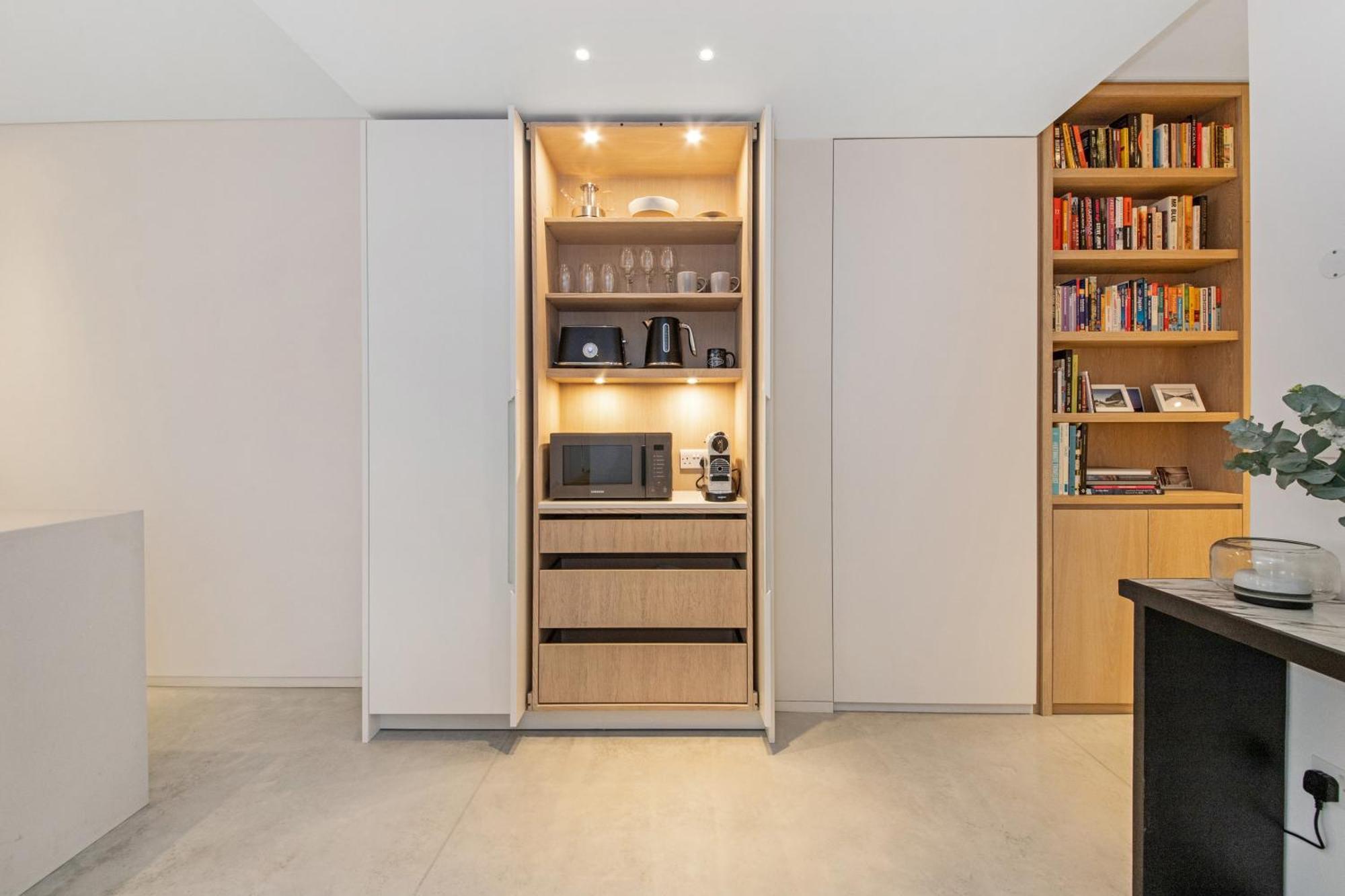 Notting Hill 2br-2ba Private Garden Retreat Londres