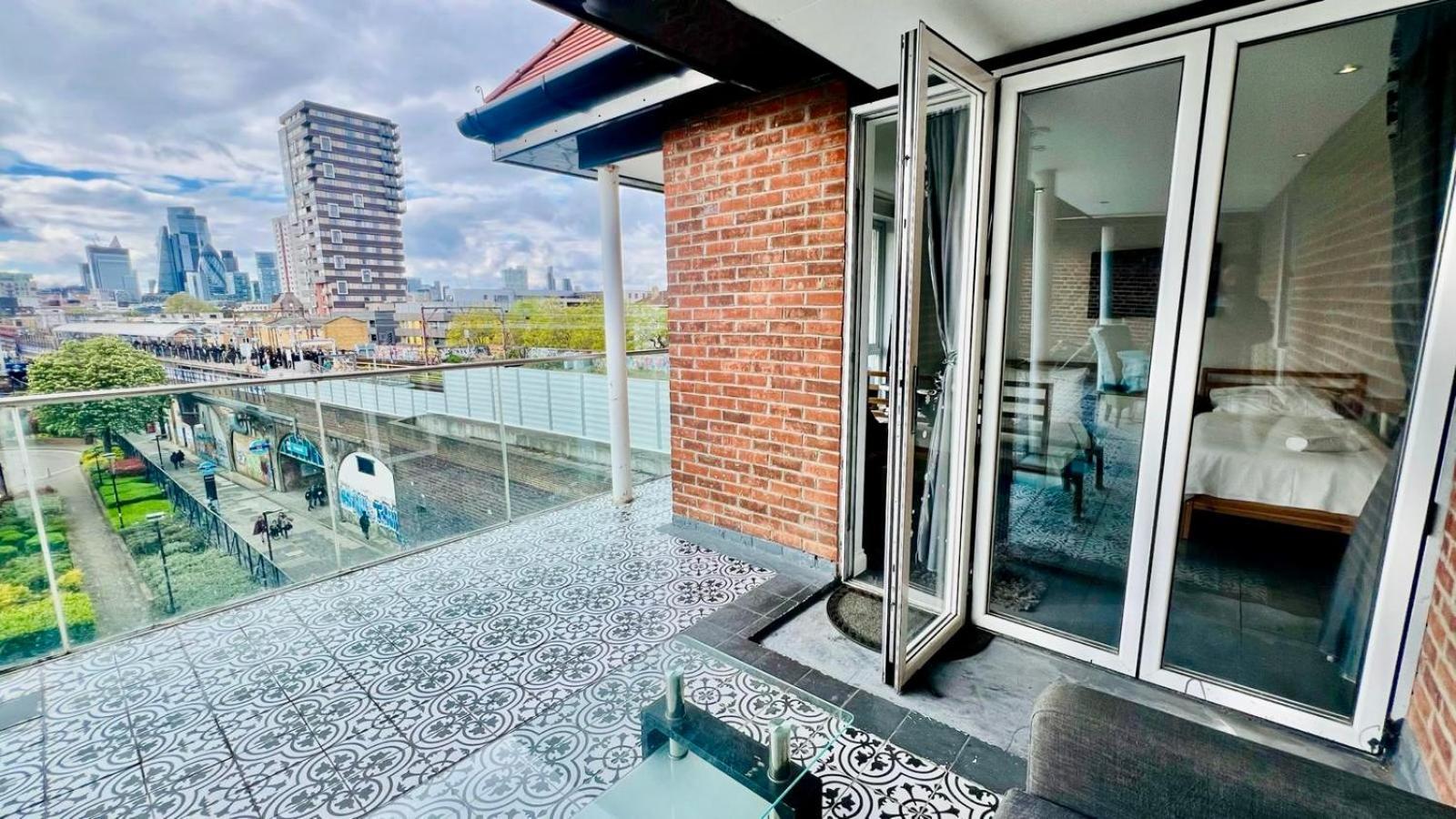 Ar7 Sunset Luxurious In Zone-1 Including One Family Twin With Its Own Stunning Private Terrace * Londres