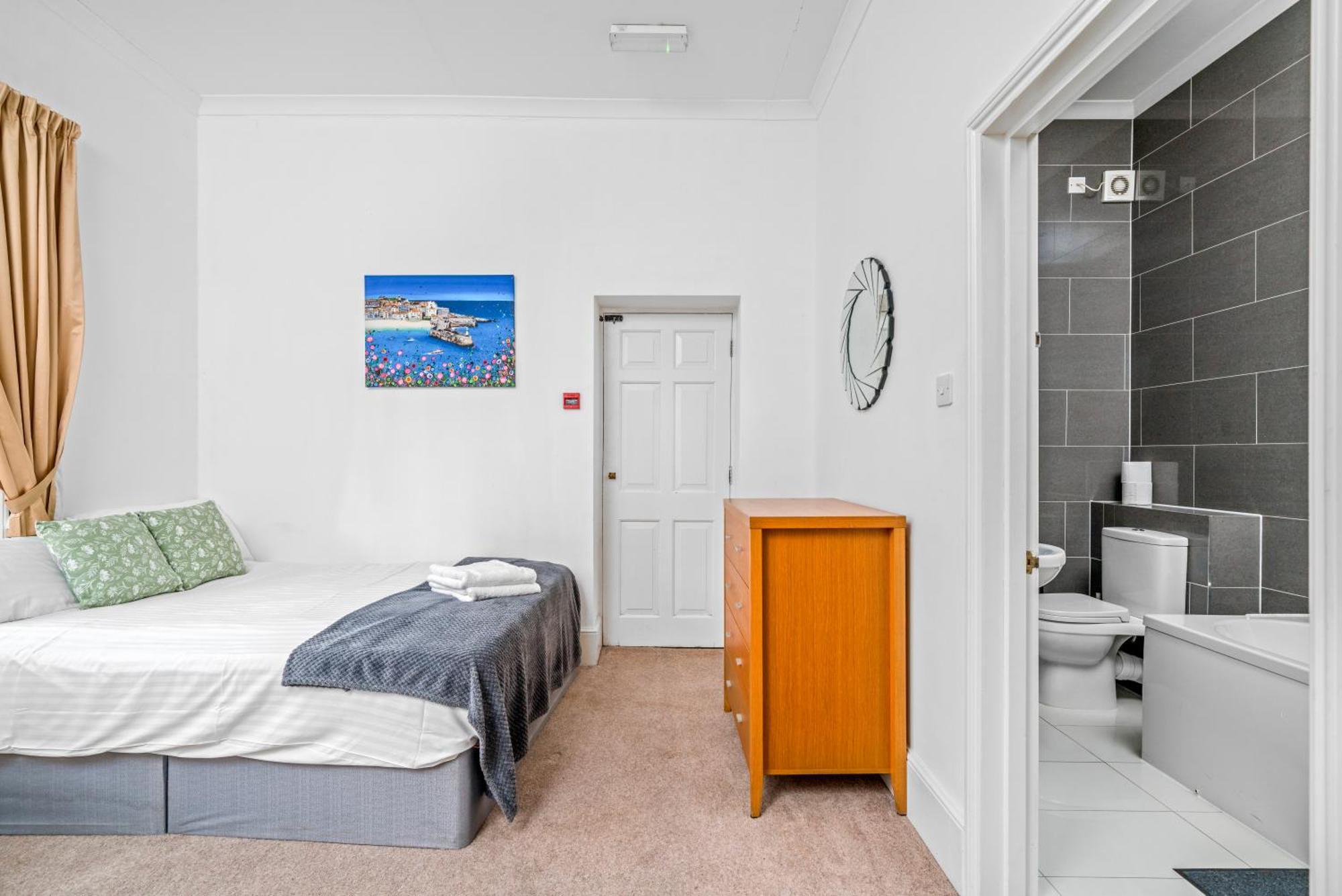 Canary Wharf - Spacious Near Excel Exhibition Centre, O2 Arena, Airport, Free Parking & Wifi * Londres
