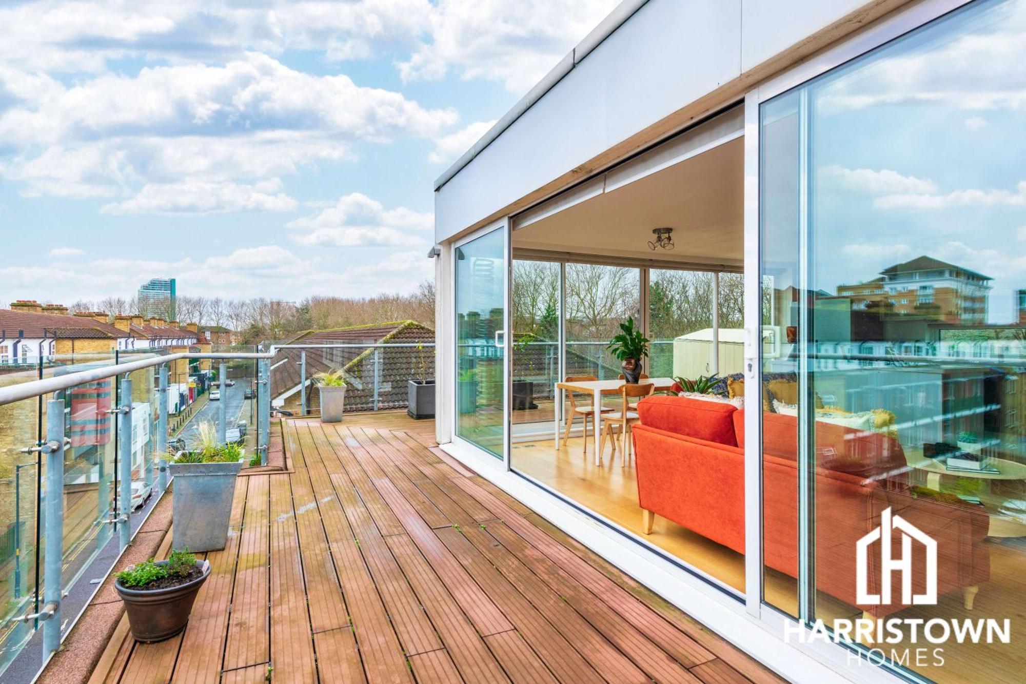 2 Bed Penthouse In Canada Water With Huge Balcony & Canary Wharf View * Londres