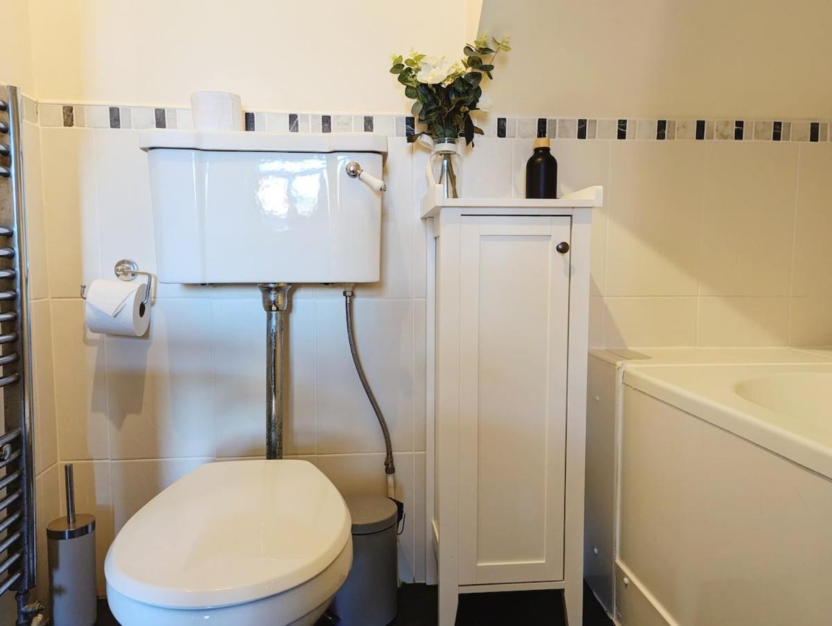 Appartement Colney Hatch Lane - Spacious 2-bed 2-bath With Private Garden