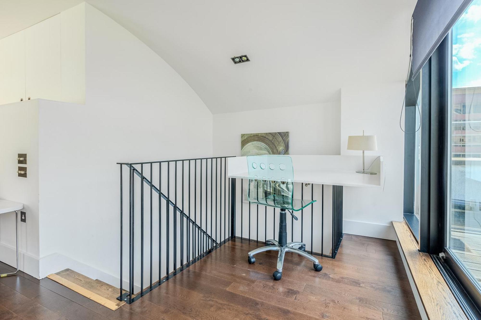 Stunning Serviced Apartments, Steps From Monument Station * Londres
