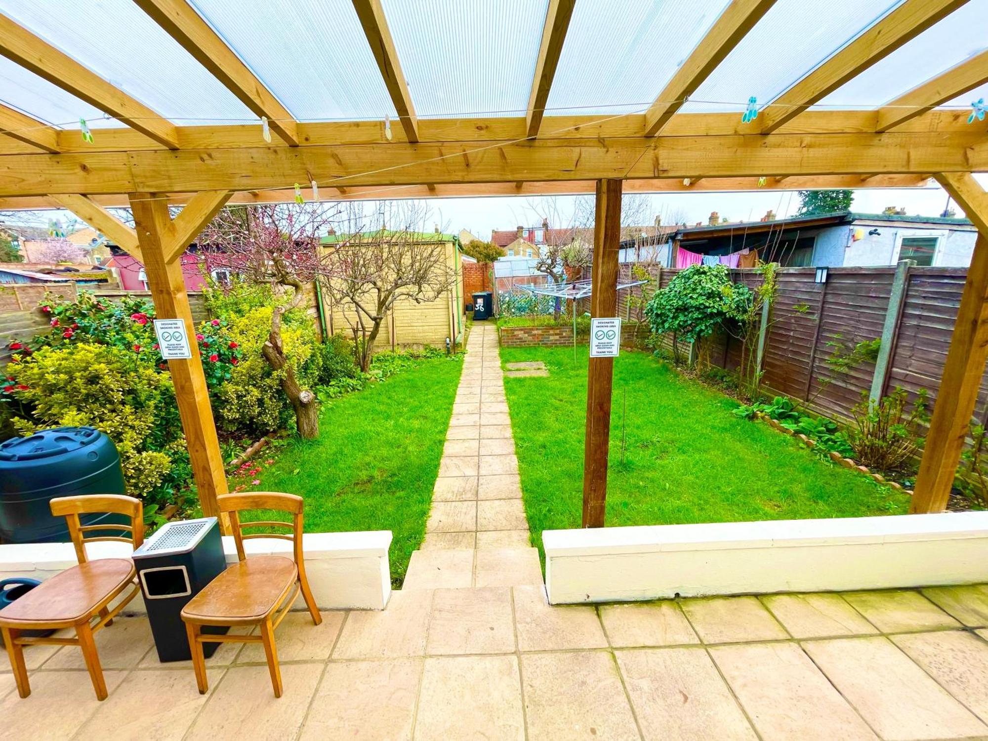 1bf-sleeps4-freeparking-pets-wifi- Appartement Londres