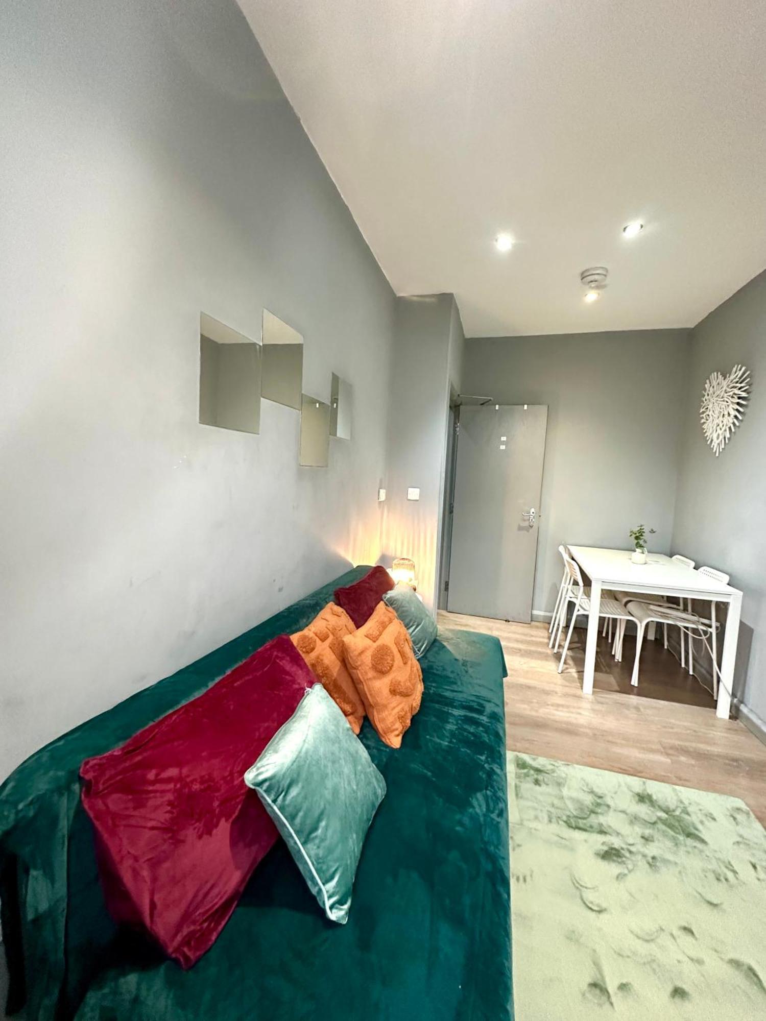 Appartement Spacious 3 Bedroom Flat In Kings Cross, St 159 *