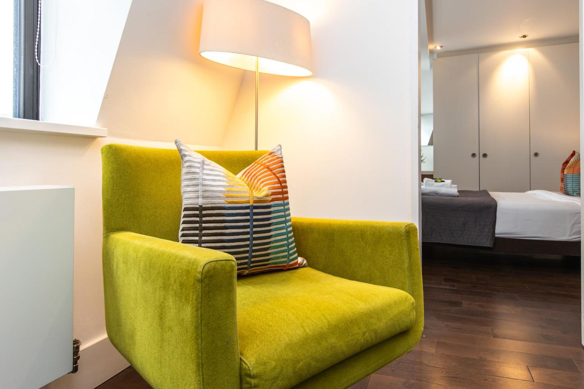 Stunning Serviced Apartments, Steps From Monument Station Londres