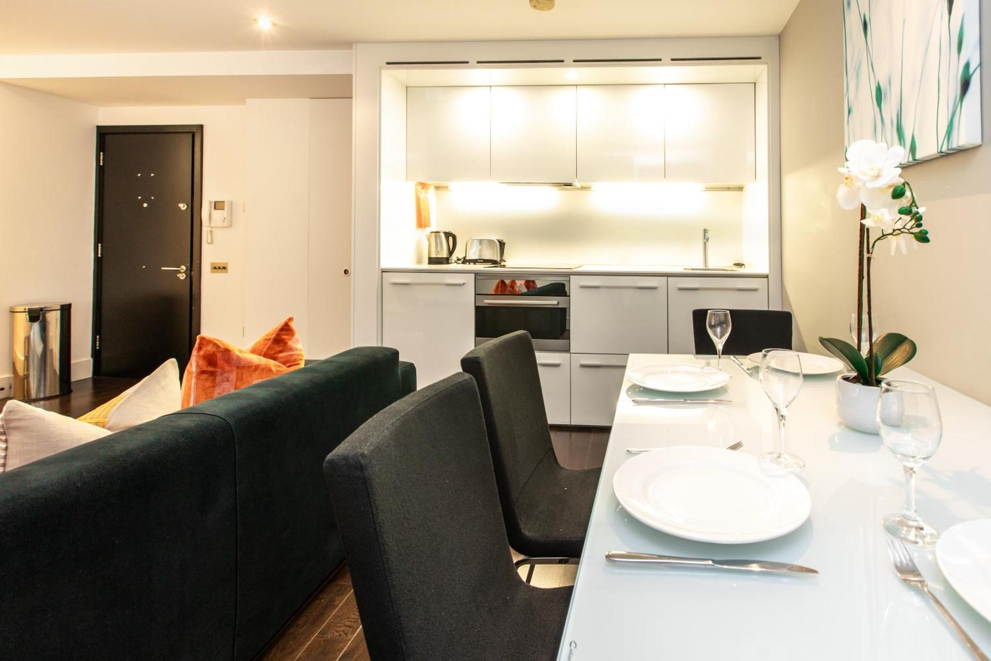 Stunning Serviced Apartments, Steps From Monument Station Appartement Londres