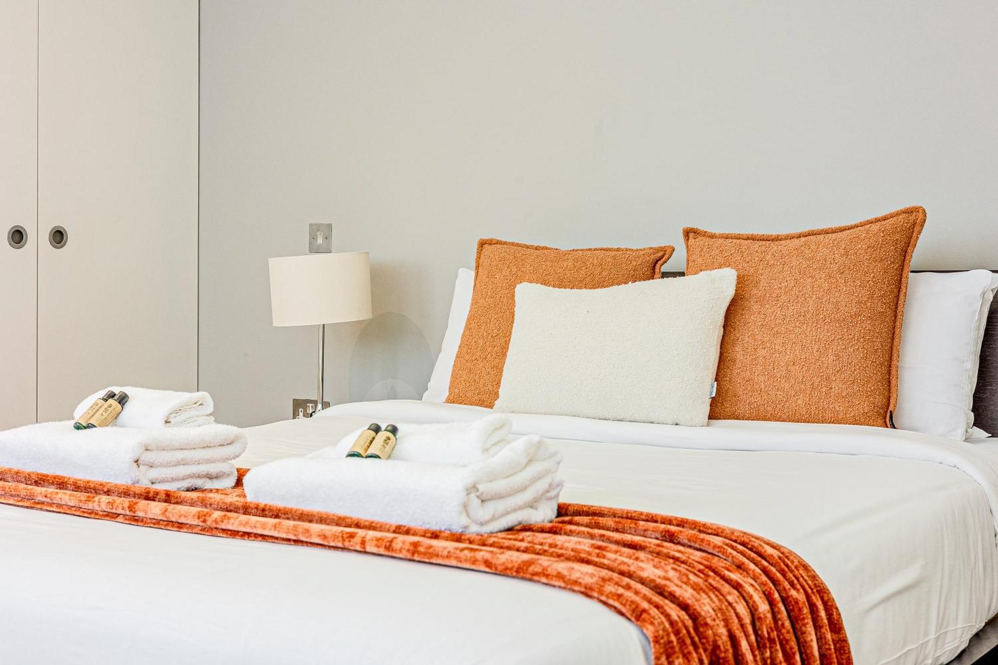 Stunning Serviced Apartments, Steps From Monument Station Appartement *