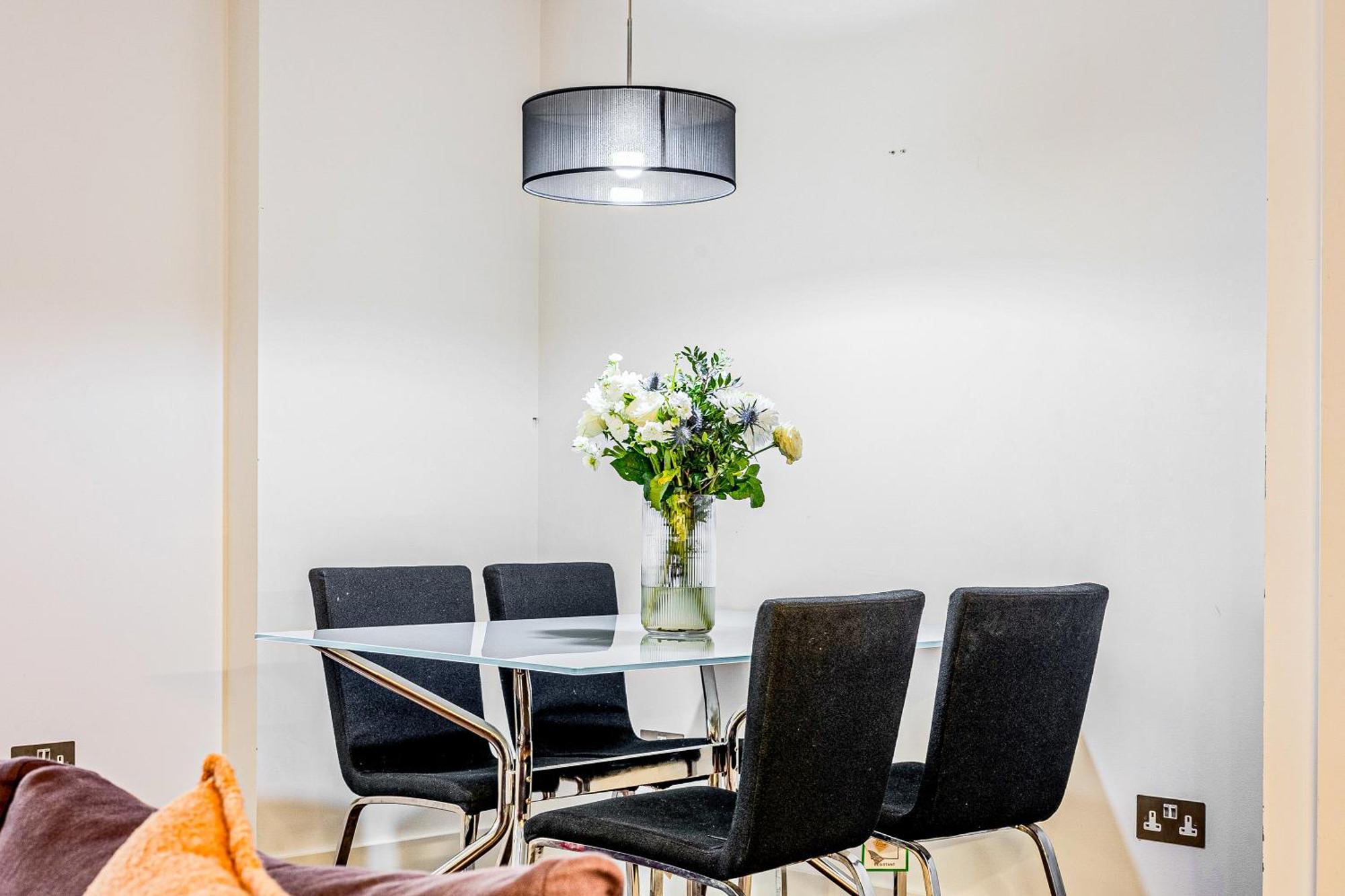 Appartement Stunning Serviced Apartments, Steps From Monument Station