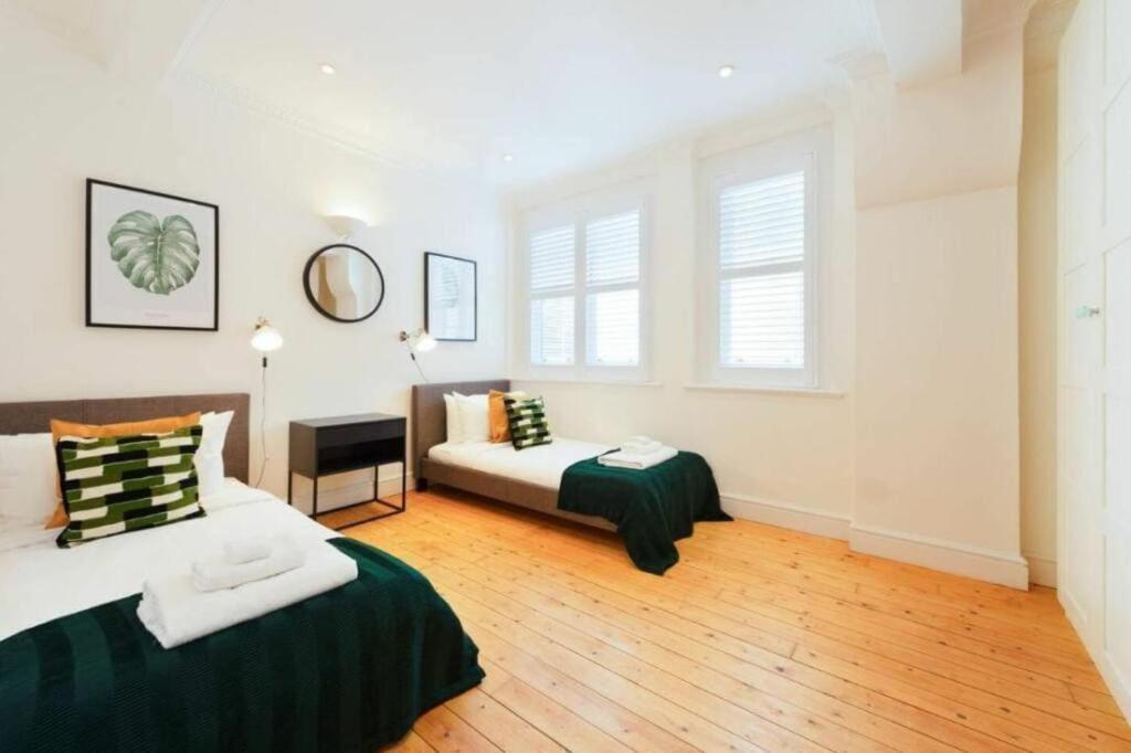 Unrivaled Elegance In 3 Bedroom Covent Garden * Londres