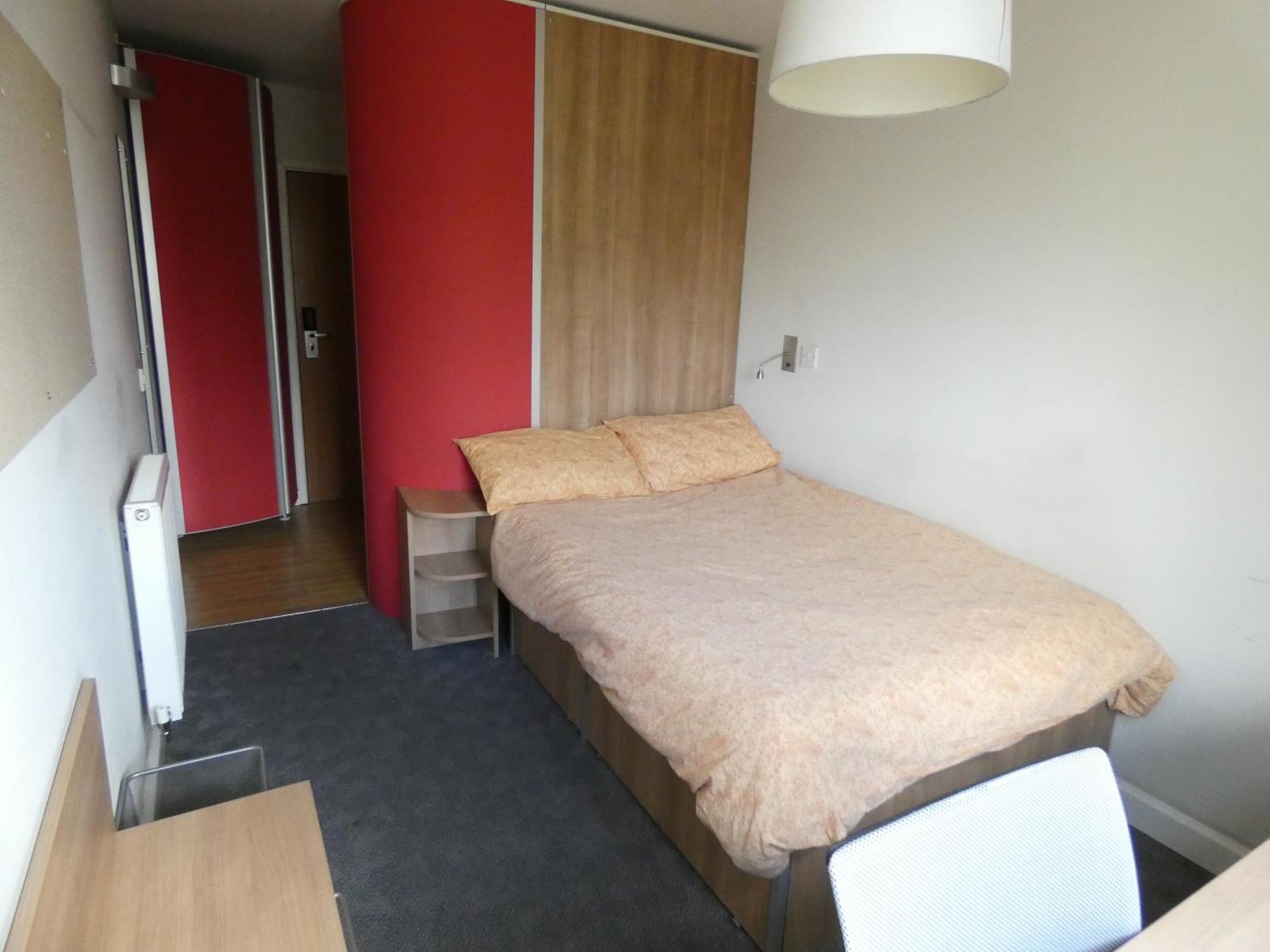 Newington Court Albergue
