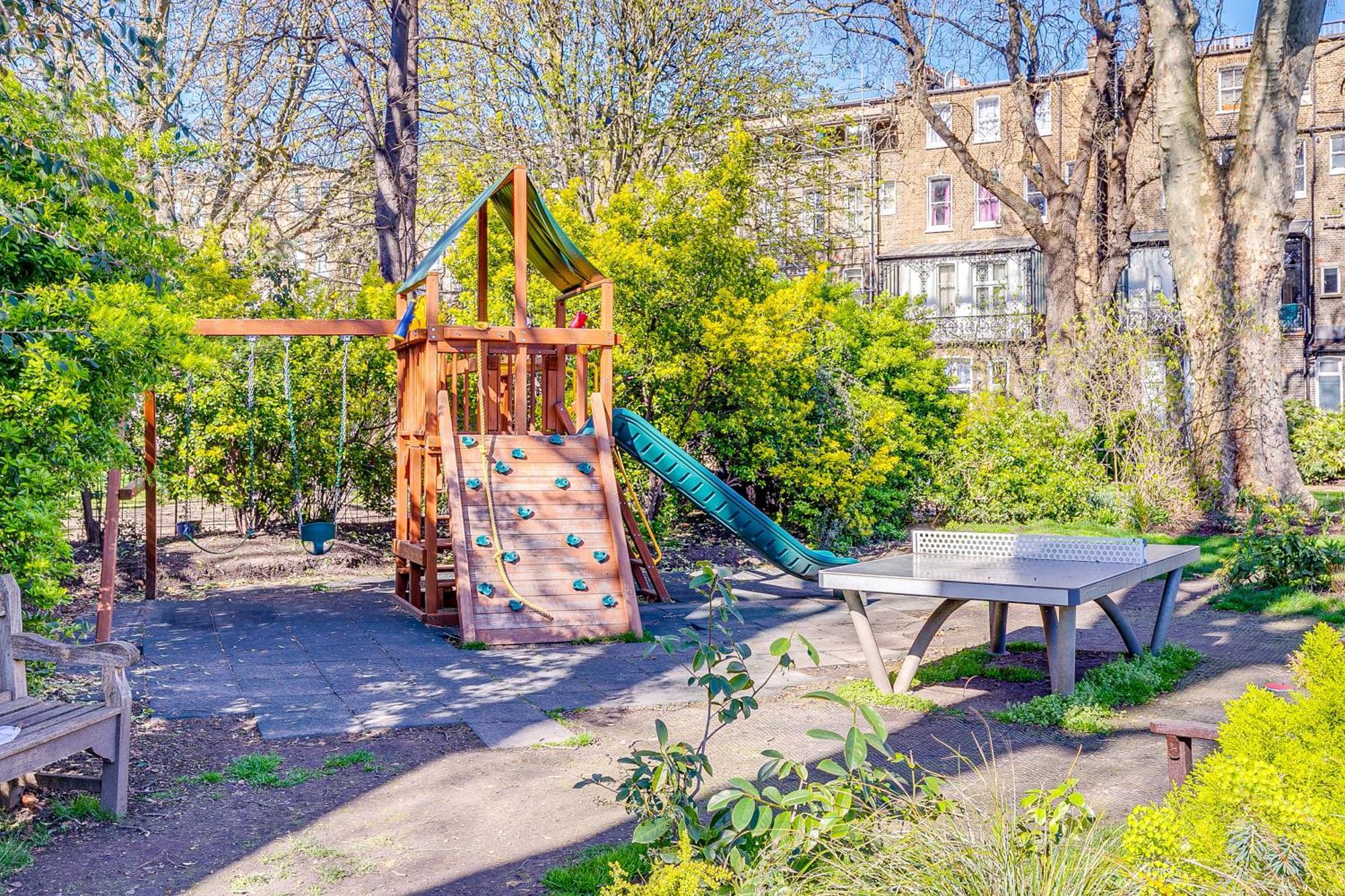 Entire Family - 2bd2bth Earl's Court Apartment London