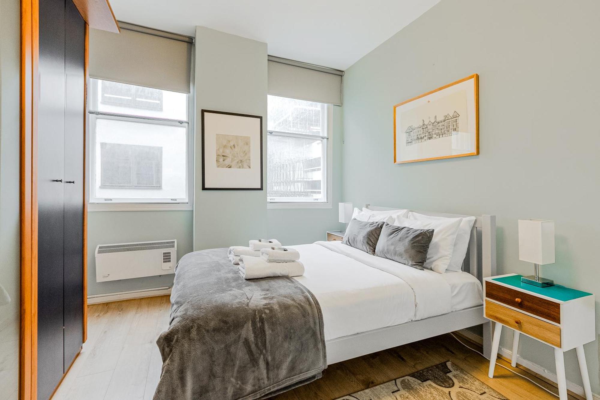 Stunning 2br Flat Btw Soho & Covent Garden Londen
