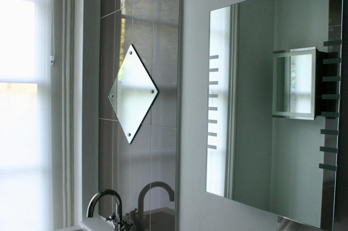 The Camden Chic Townhouse - Accommodates 14 Guests Apartamento