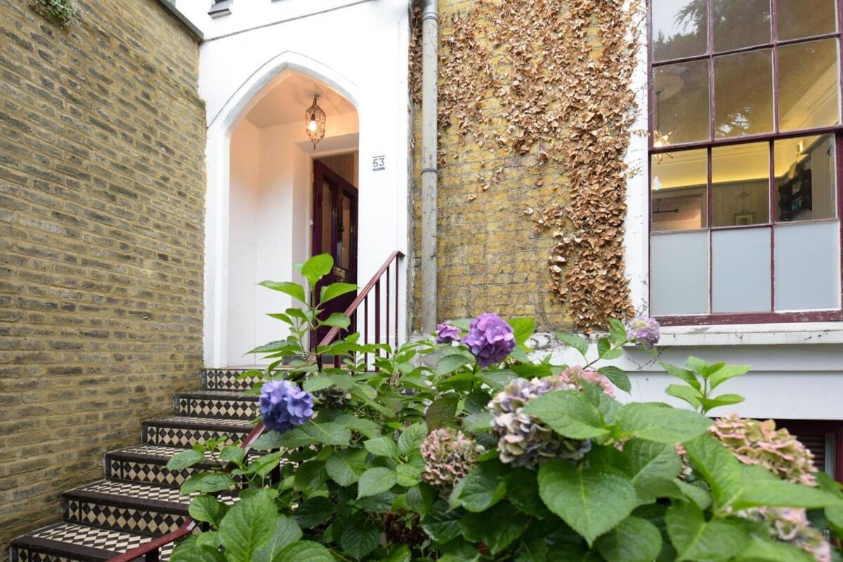 The Camden Chic Townhouse - Accommodates 14 Guests Londres
