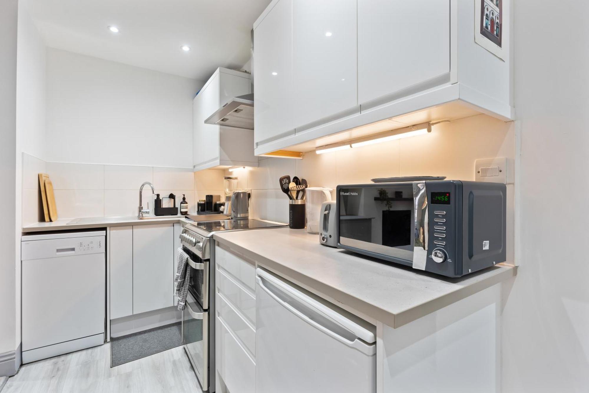 Stylish 1br Fulham Flat With Private Patio Londres