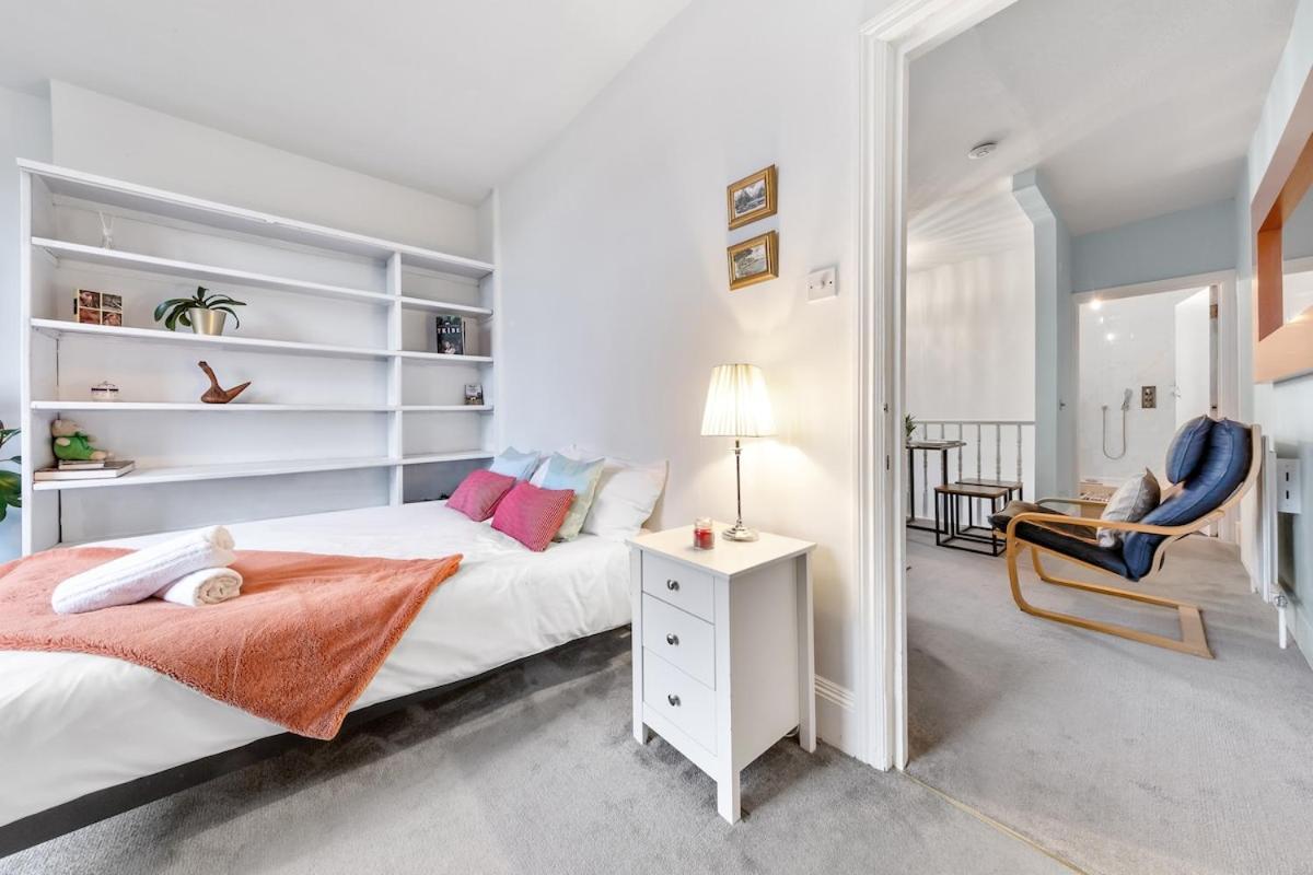 Appartement Lovely Split Level 2 Bedroom Flat In Nw