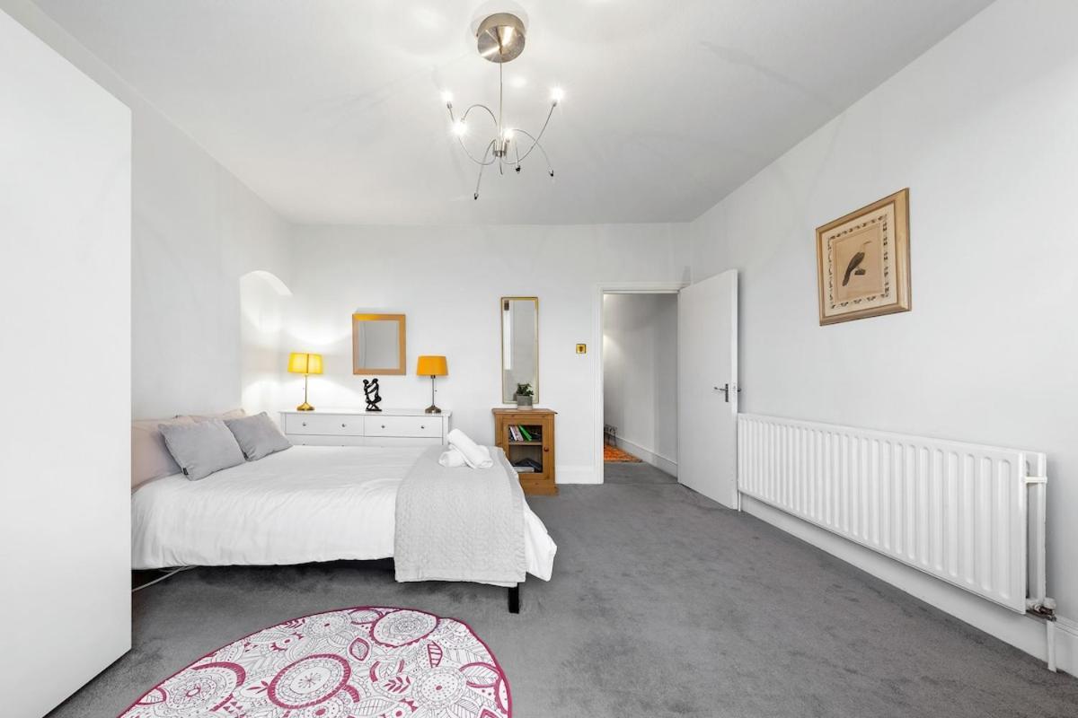 Appartement Lovely Split Level 2 Bedroom Flat In Nw