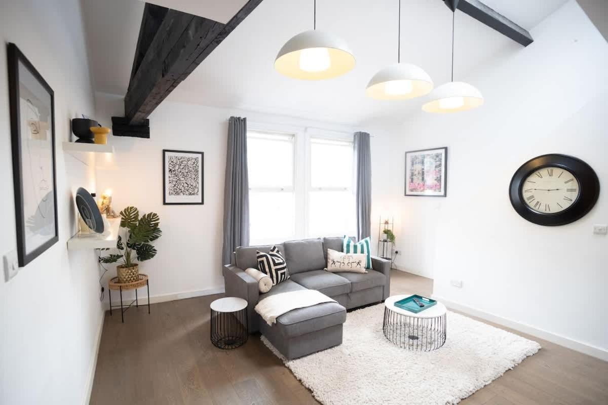 Three-bedroom Flat Near Street Art * Londres