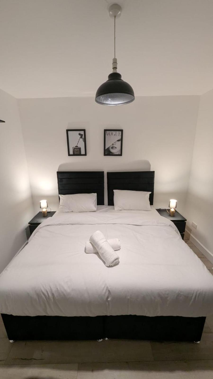 Delightful 2 Bed Ground Floor East By Rebby Sleeps 4 Near Canning Town Station Appartement