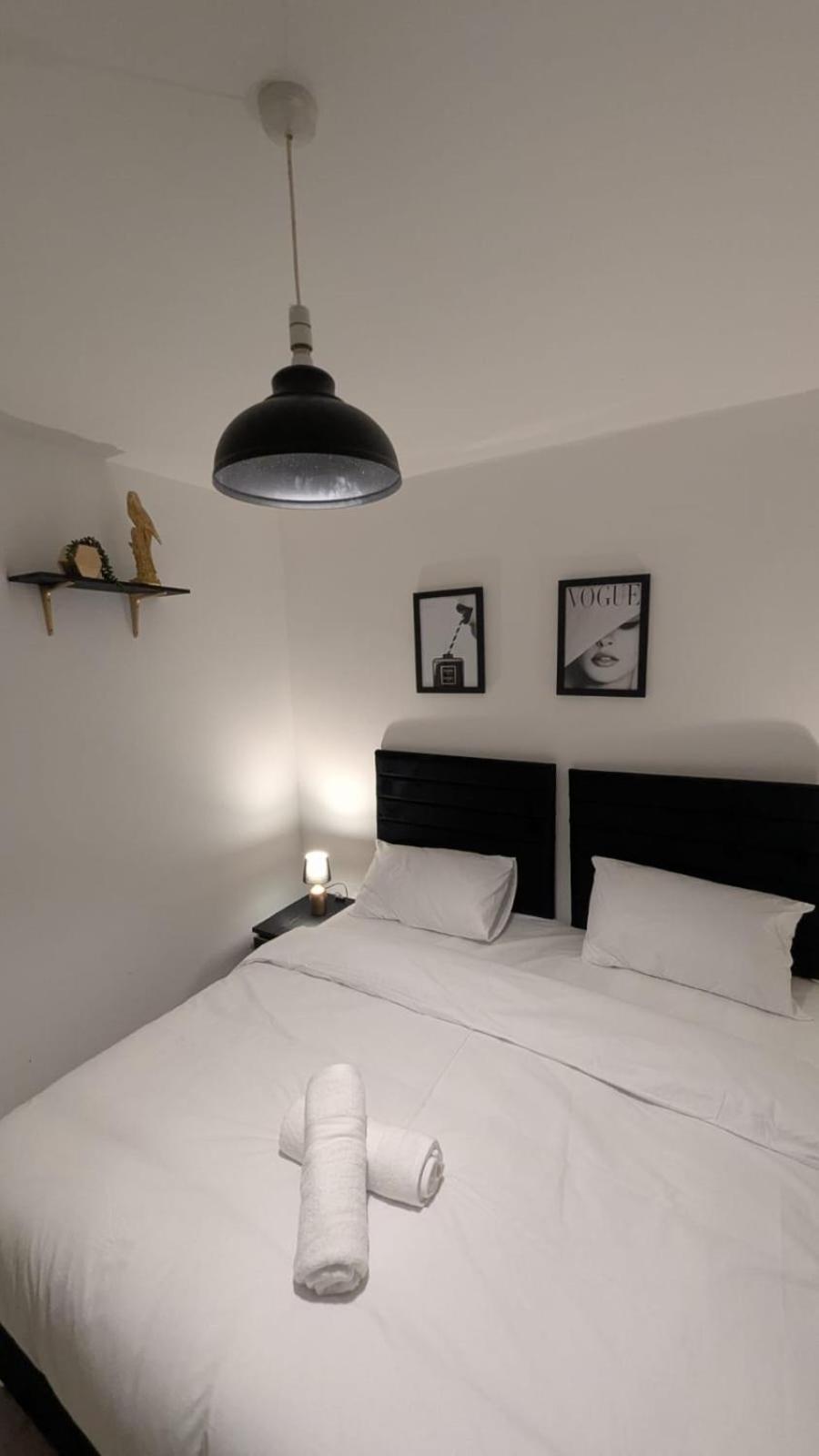 Delightful 2 Bed Ground Floor East By Rebby Sleeps 4 Near Canning Town Station Appartement